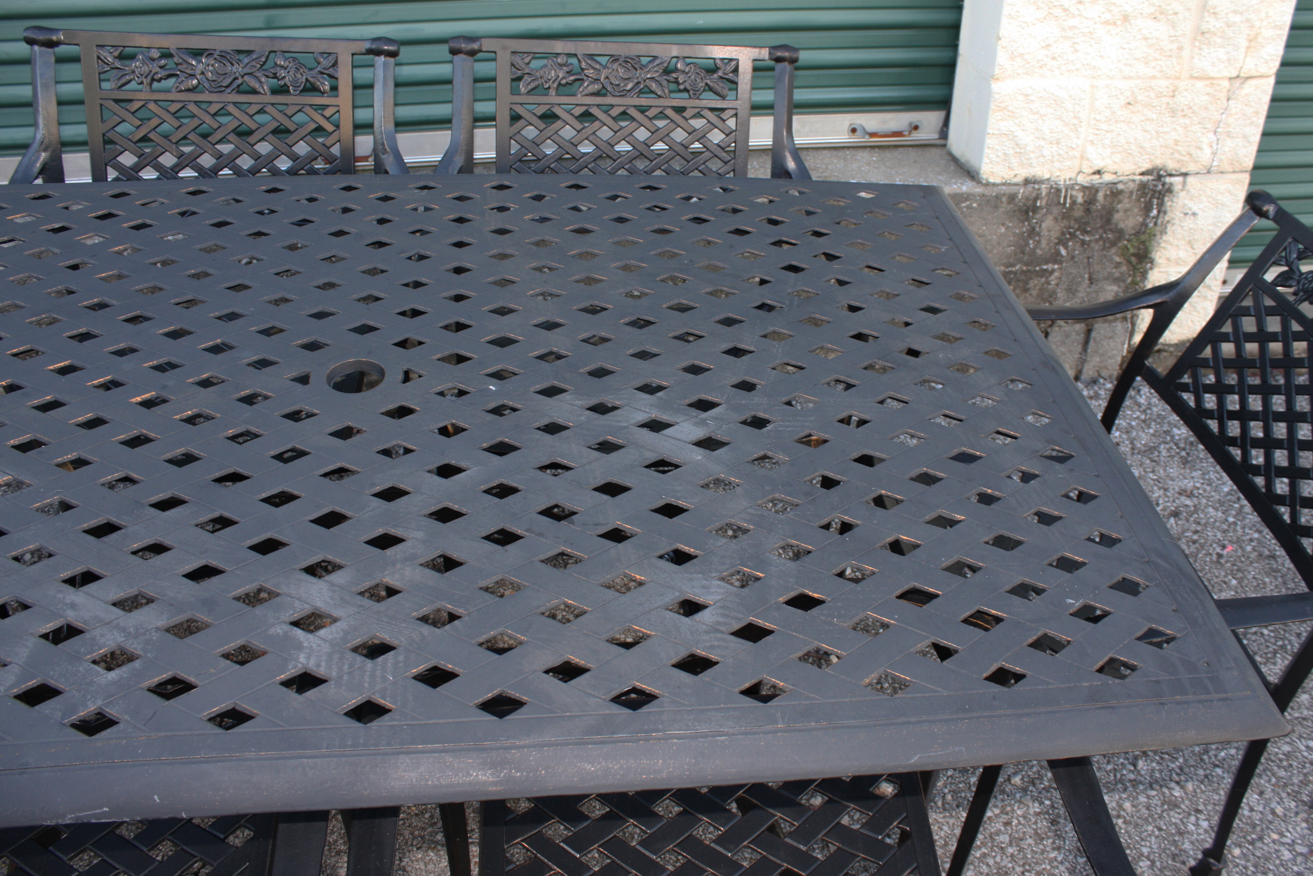 Outdoor Patio Table and Chairs