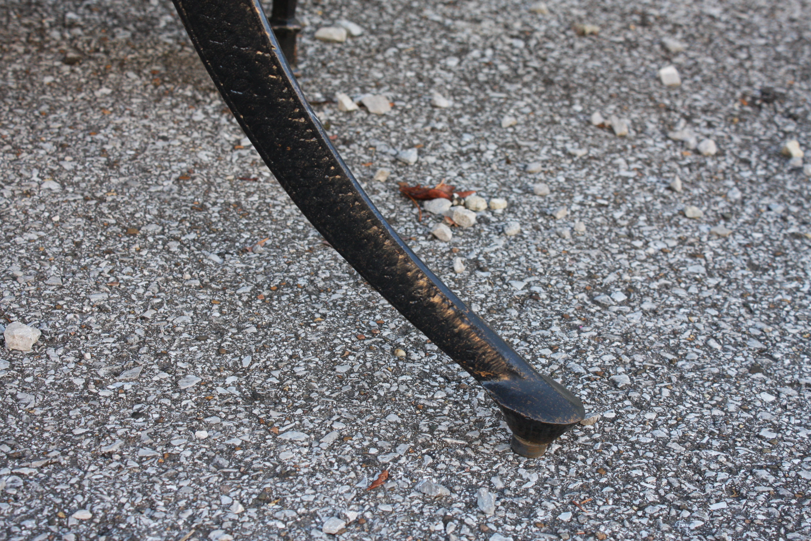 Outdoor Patio Table and Chairs