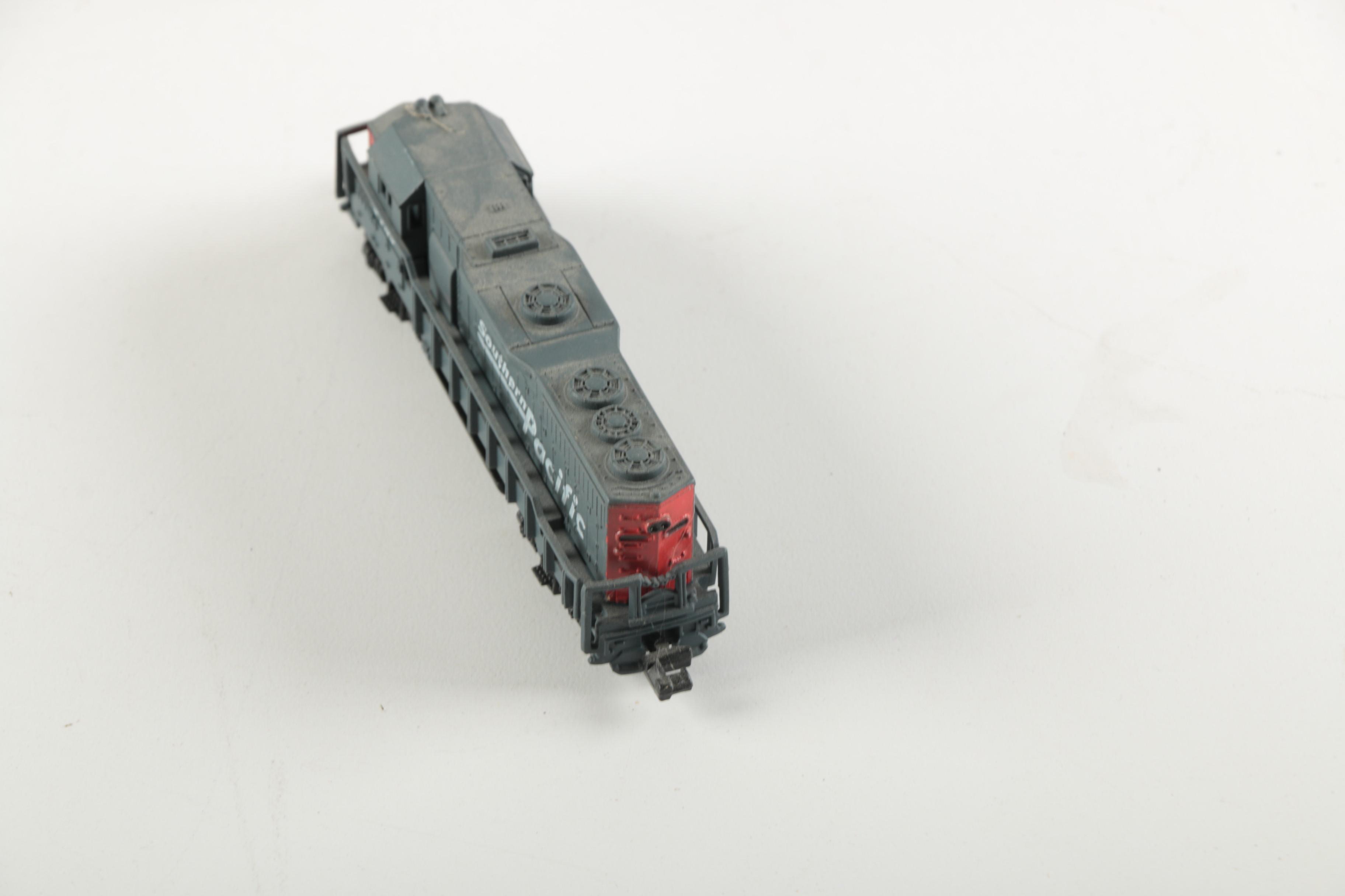 Train Themed Decor Including Franklin Mint