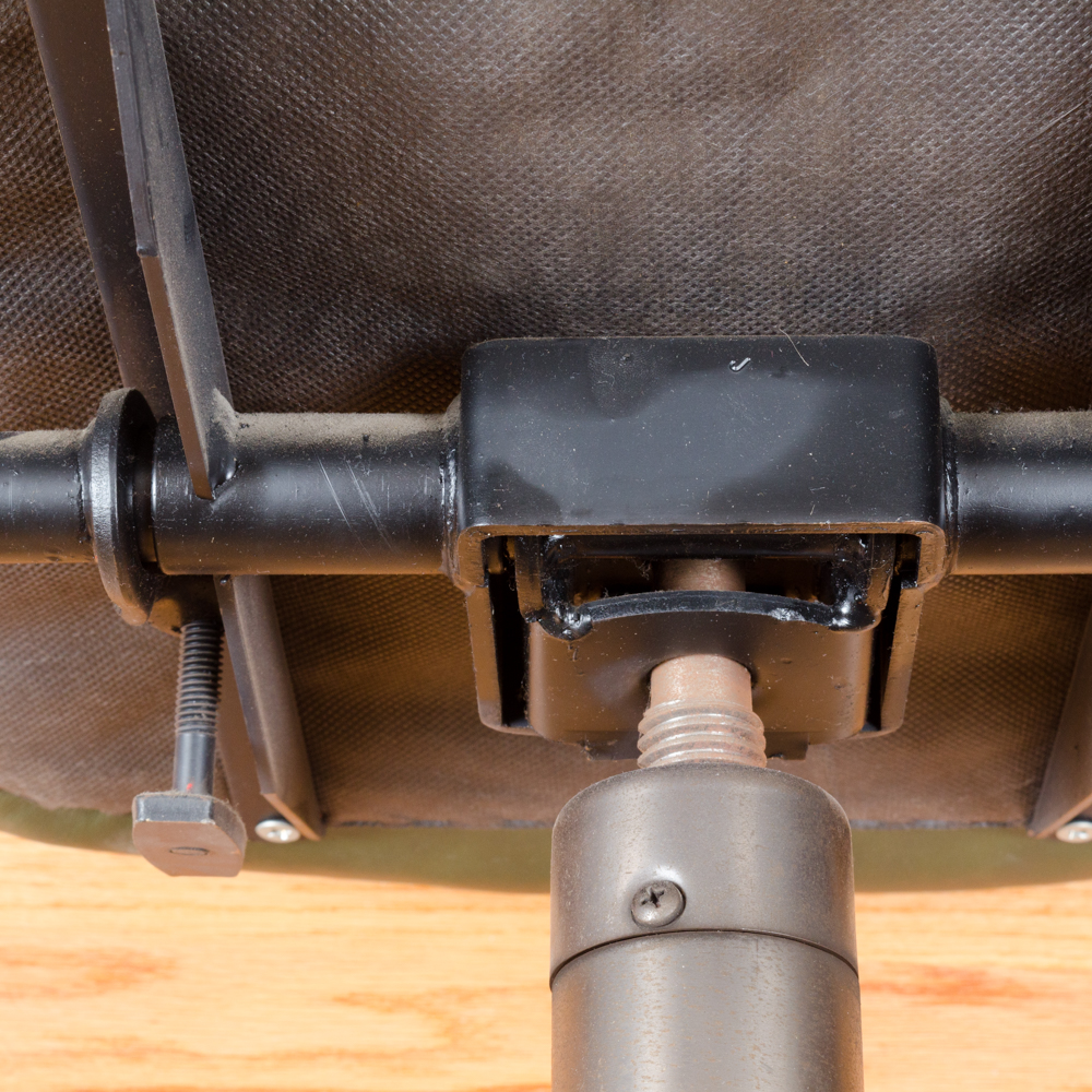 Green Swivel Office Chair