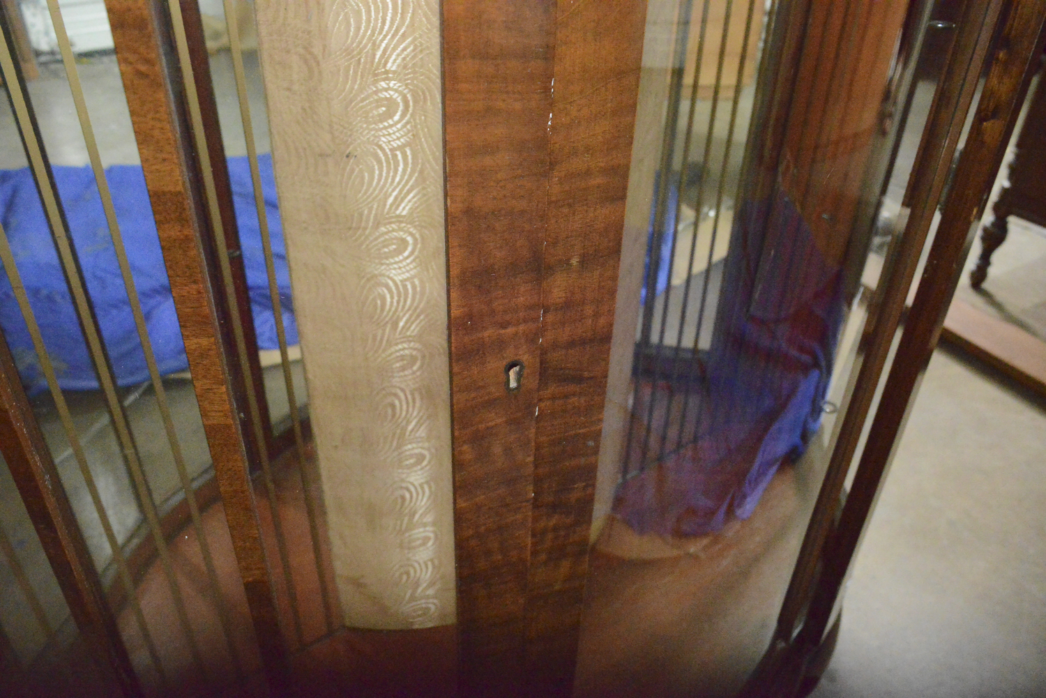 Vintage Queen Anne Style Bow Front Display Cabinet