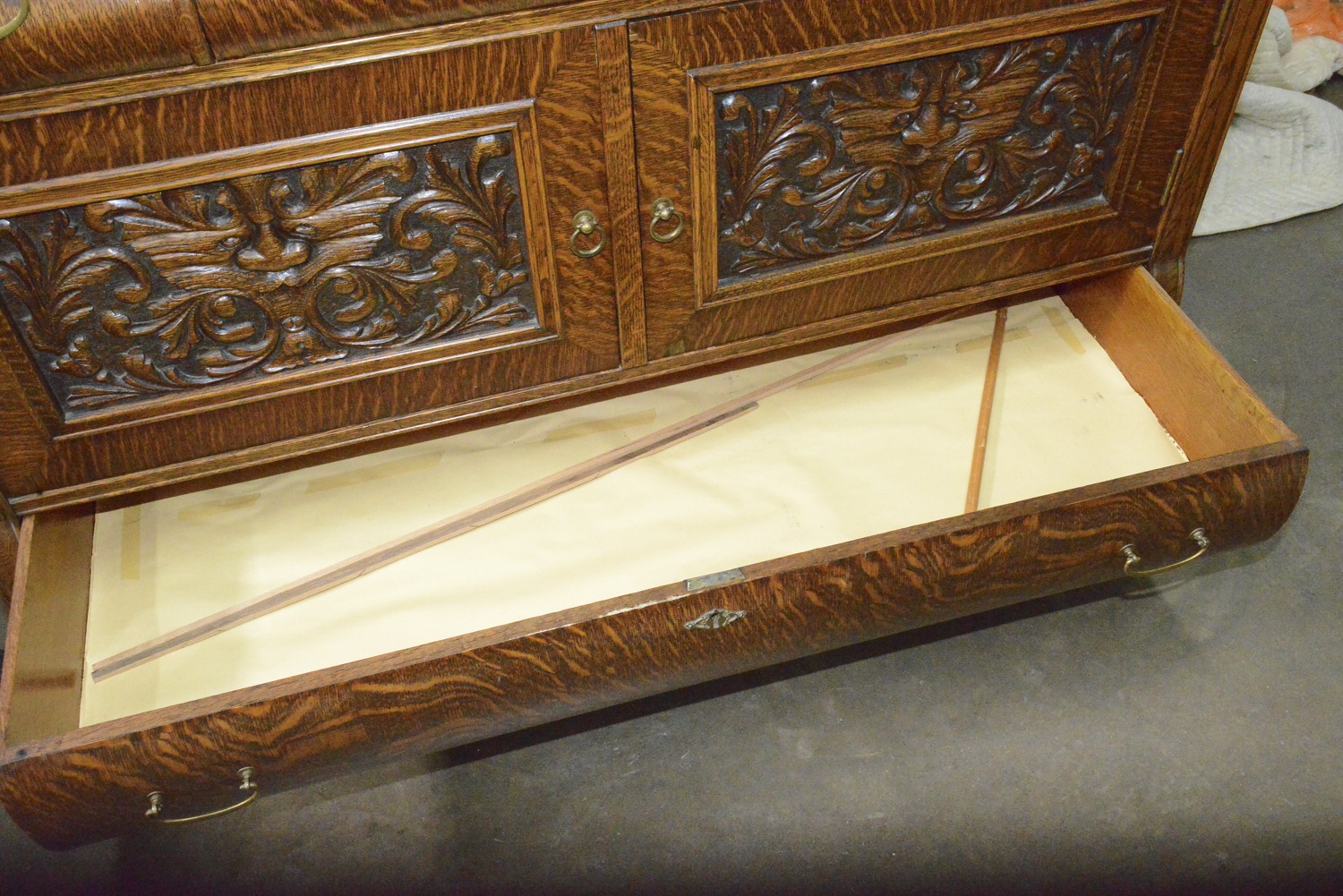 Antique Victorian Quarter Swan Oak Carved Sideboard