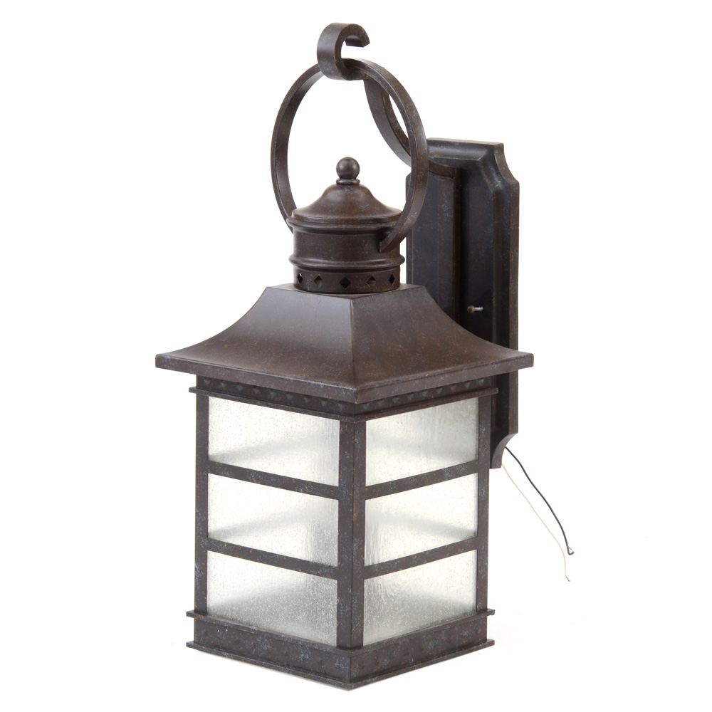 Exterior Carriage House Light Fixture By Savoy House