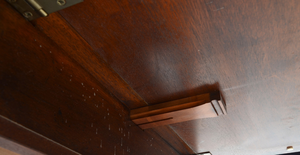 Henredon Drop-Leaf Accent Table