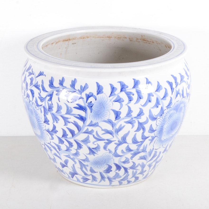 Hand Painted Blue and White Chinese Pot