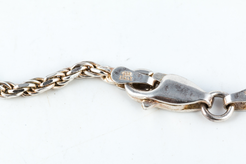 James Avery Sterling Silver Arrowhead Pendant Necklace