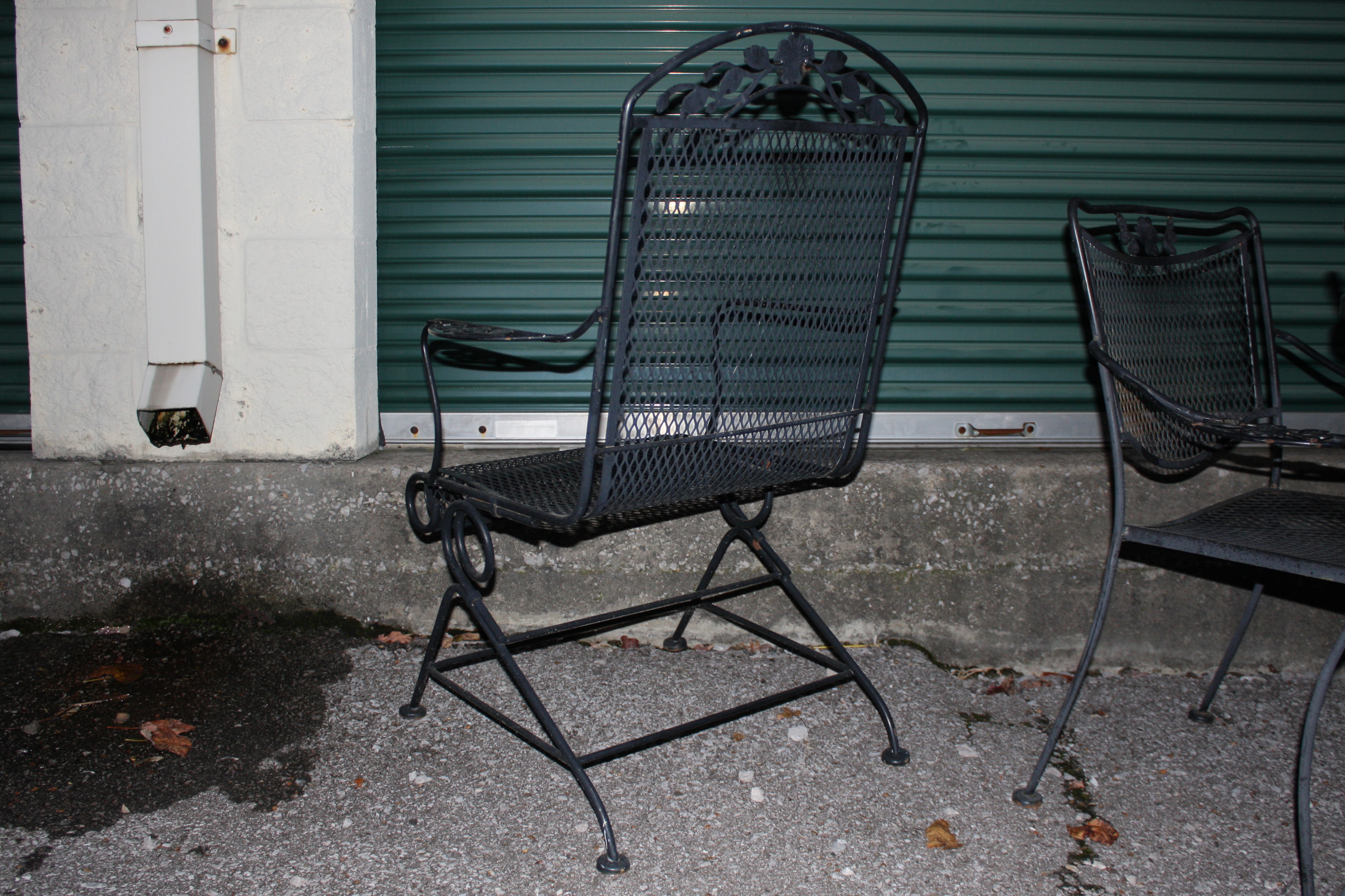 Outdoor Metal Table and Chairs