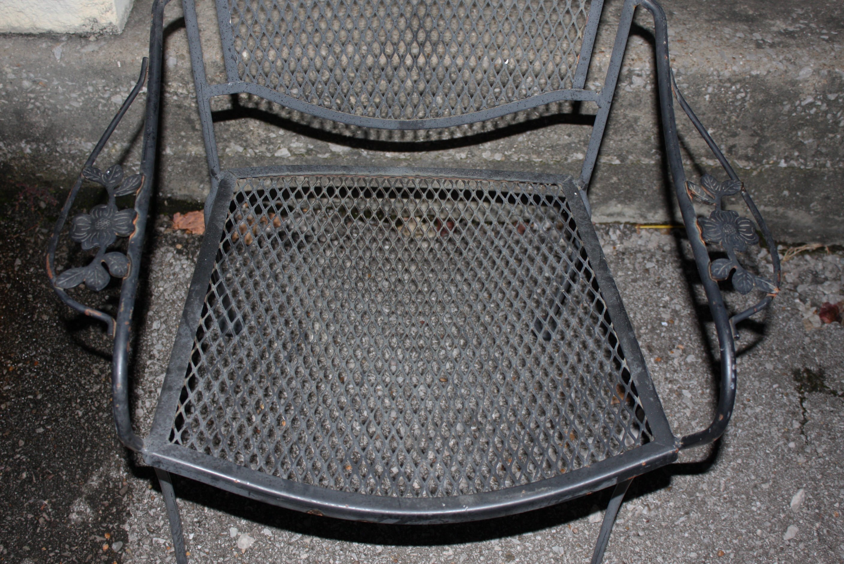 Outdoor Metal Table and Chairs