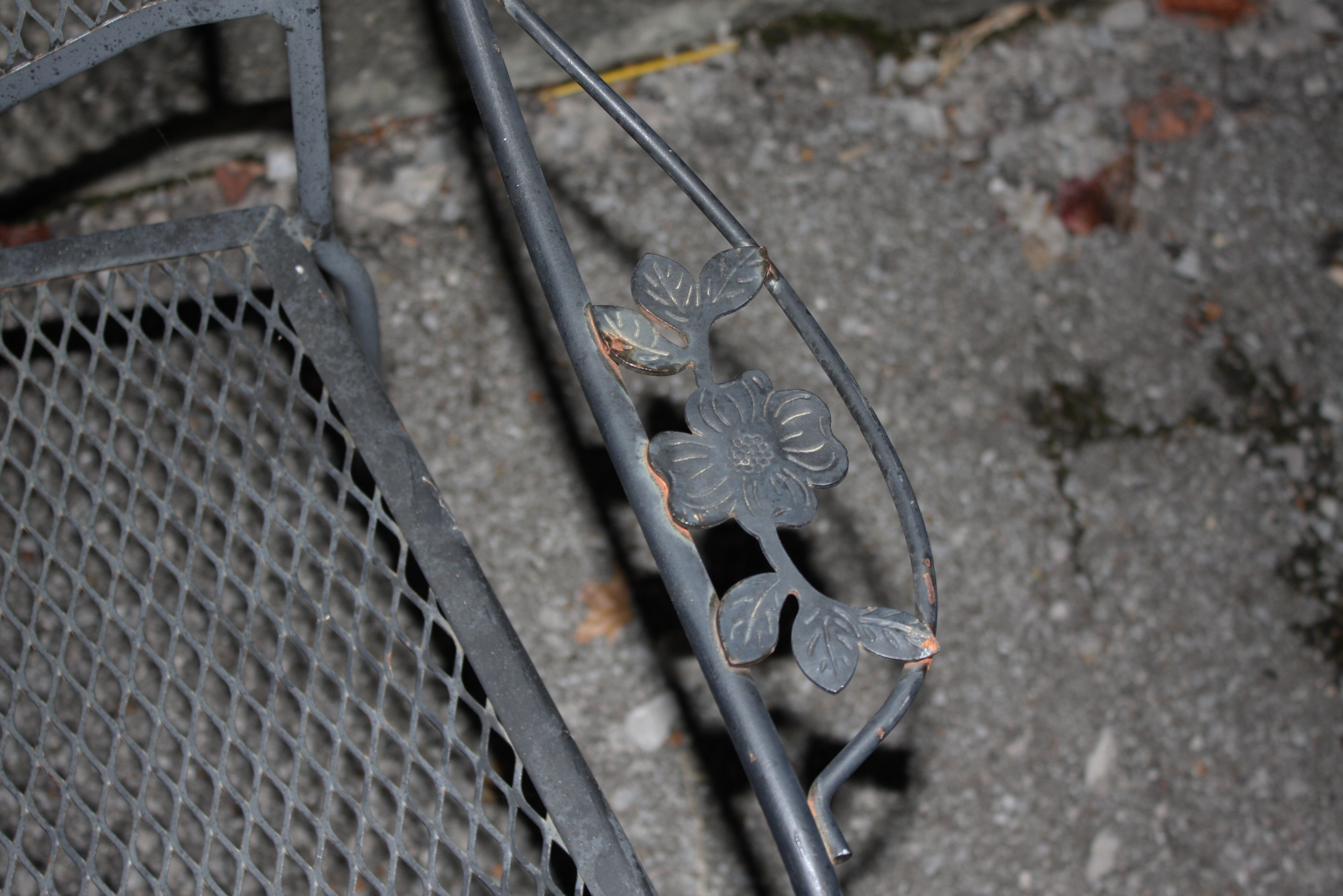 Outdoor Metal Table and Chairs