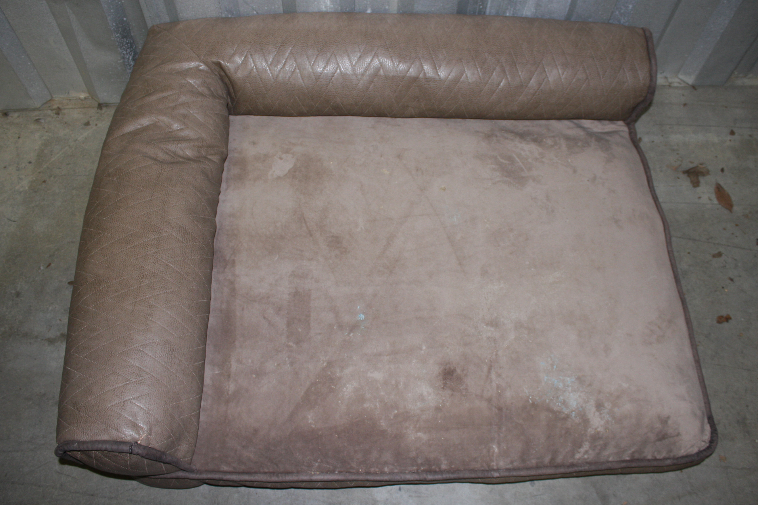 Kirkland Padded Dog Bed