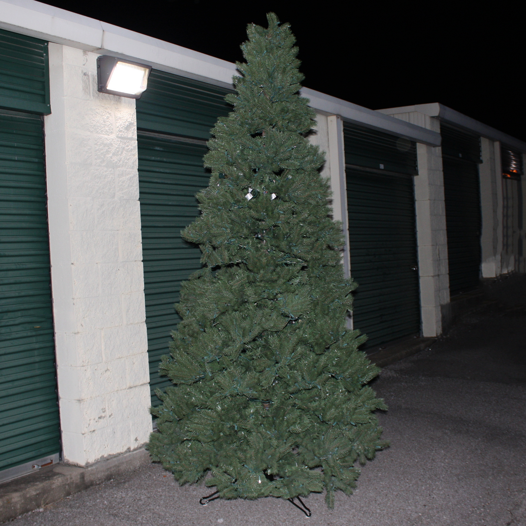 Pre-Lit Christmas Tree