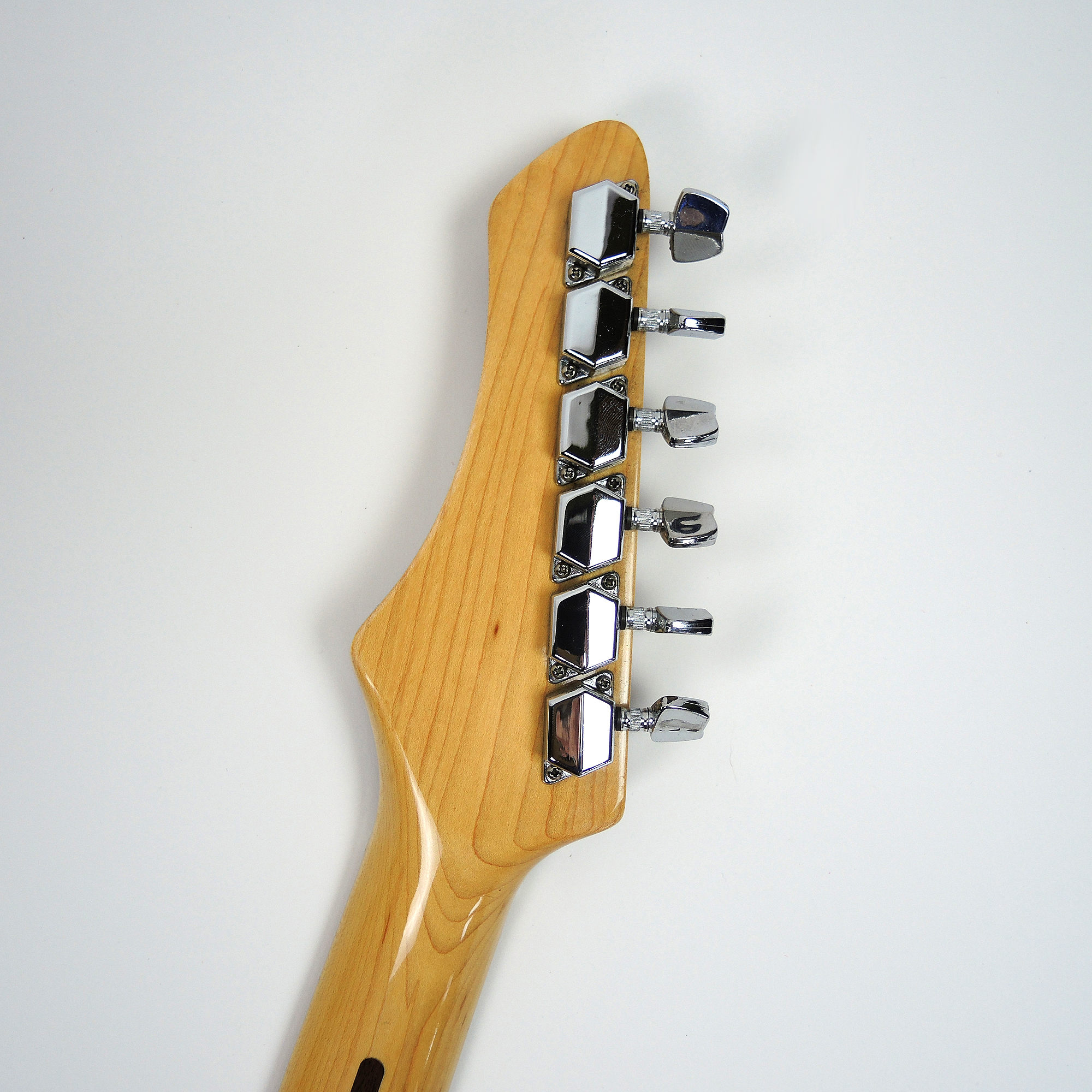 Vintage Mako L Series Electric Guitar With Case