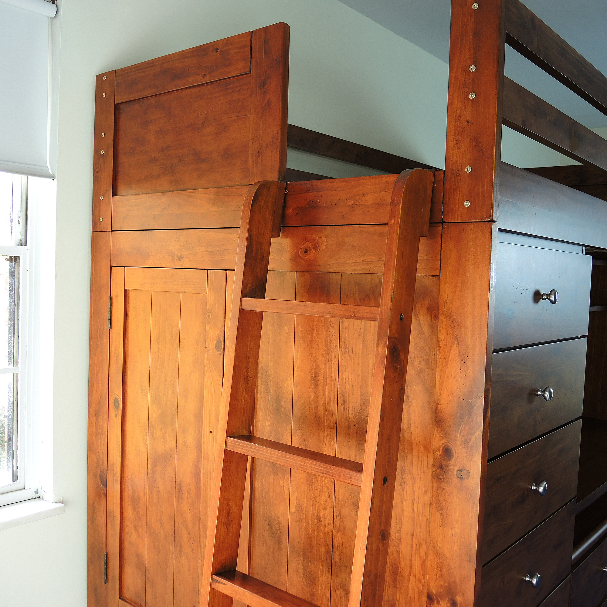 Tradewins Student Loft Bed