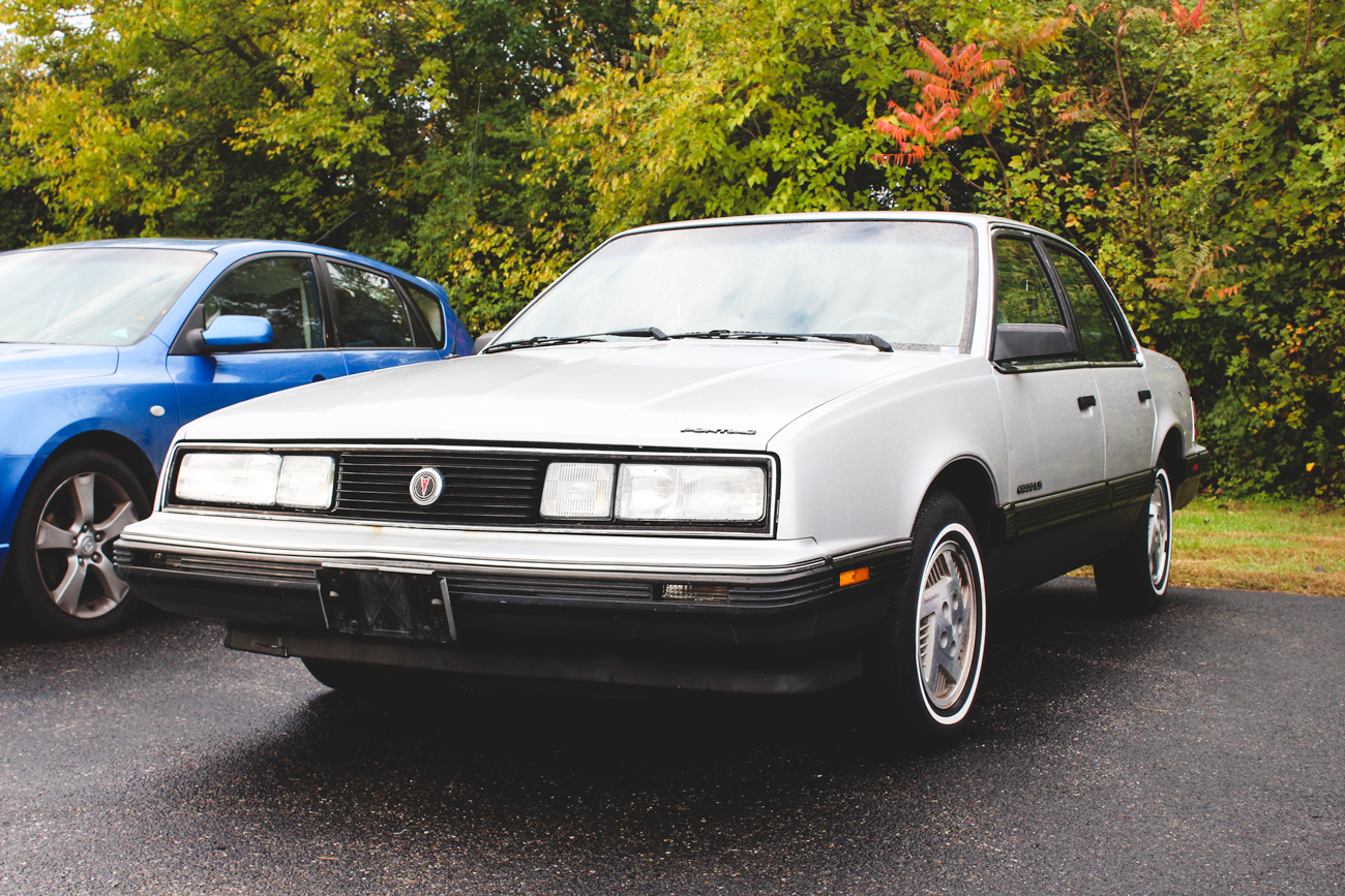 1989 Pontiac 6000 LE Sedan