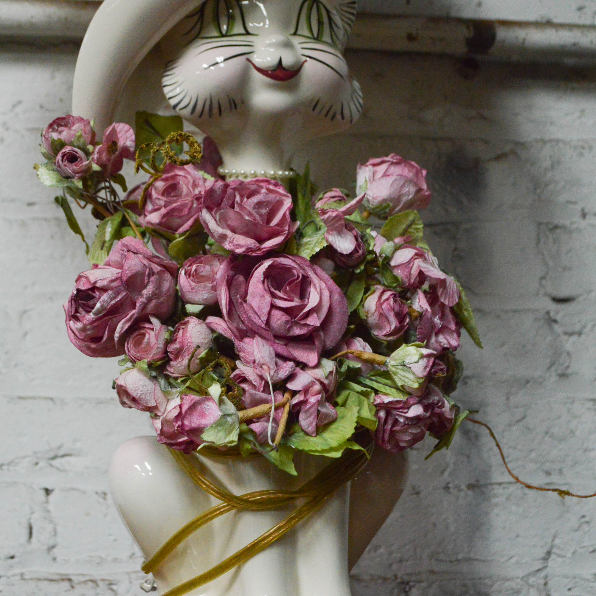 Vintage Porcelain Cat Table Lamp