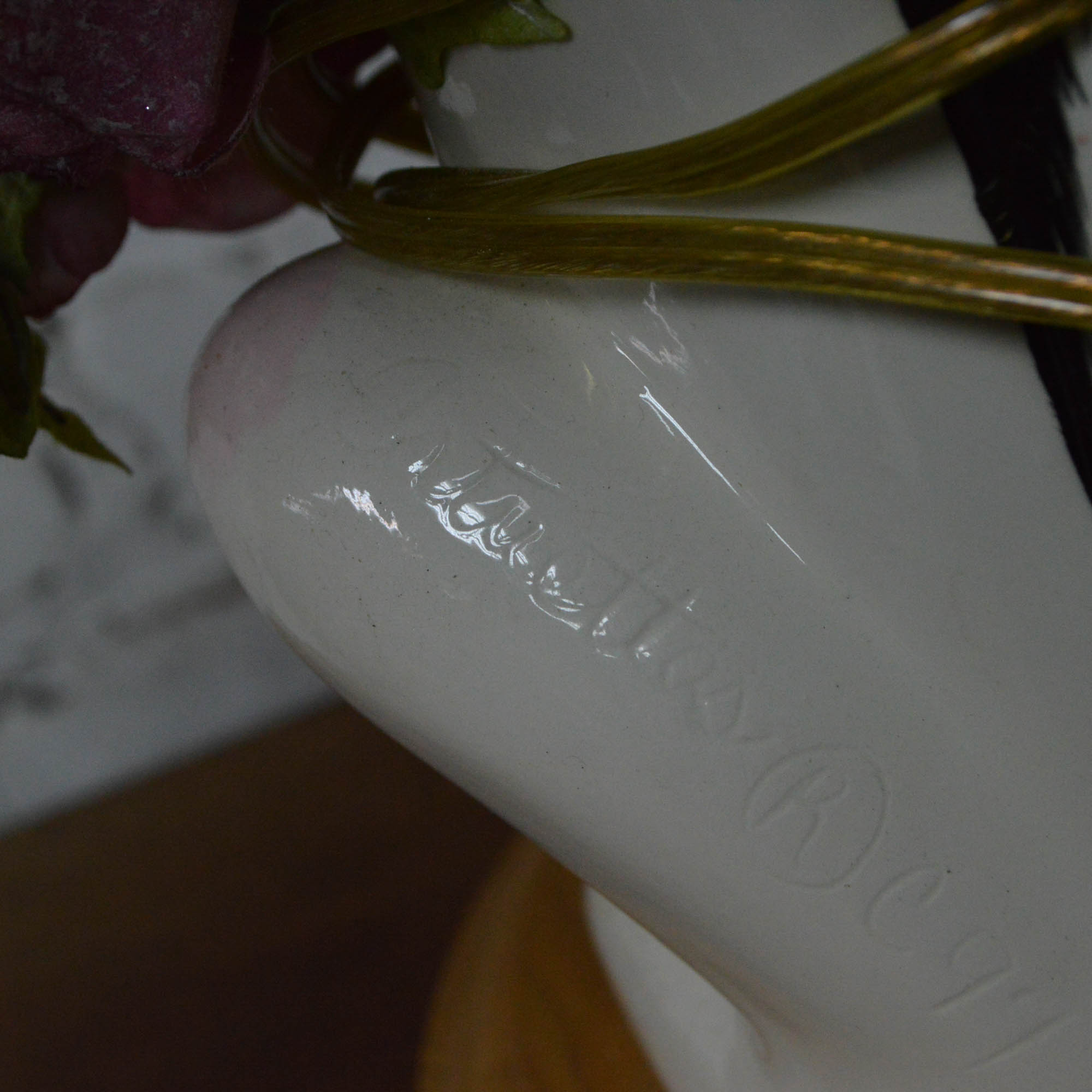 Vintage Porcelain Cat Table Lamp