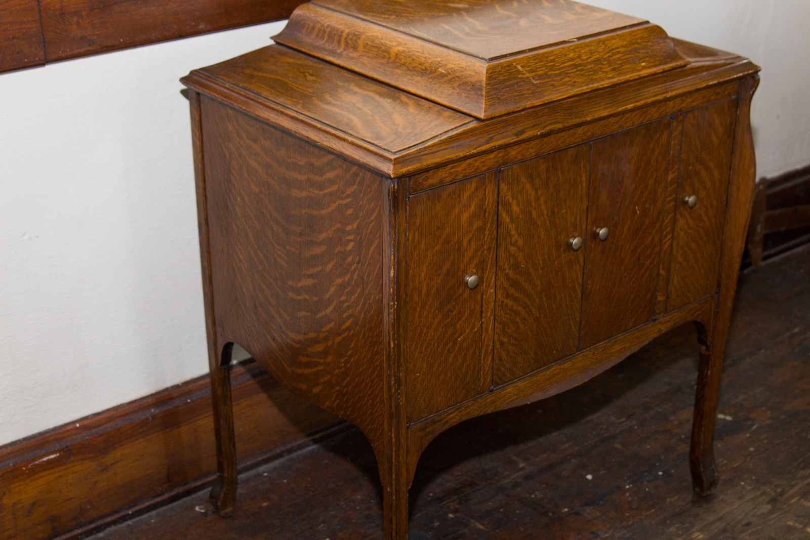1920s Victrola VV 240 Record Player