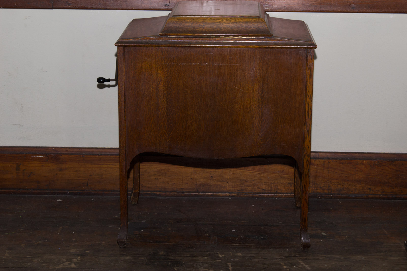 1920s Victrola VV 240 Record Player