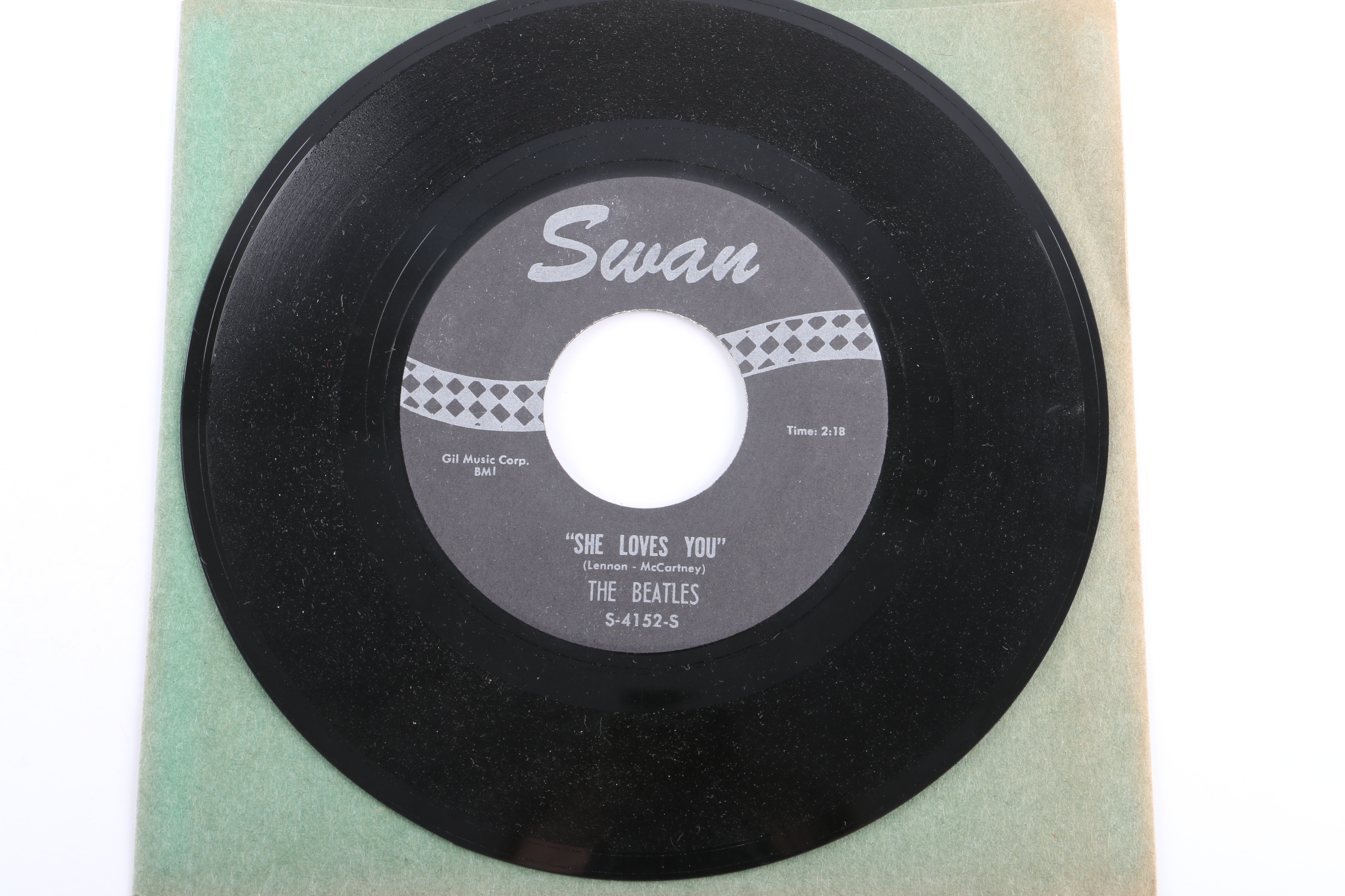 The Beatles "She Loves You" Original Swan Records 45