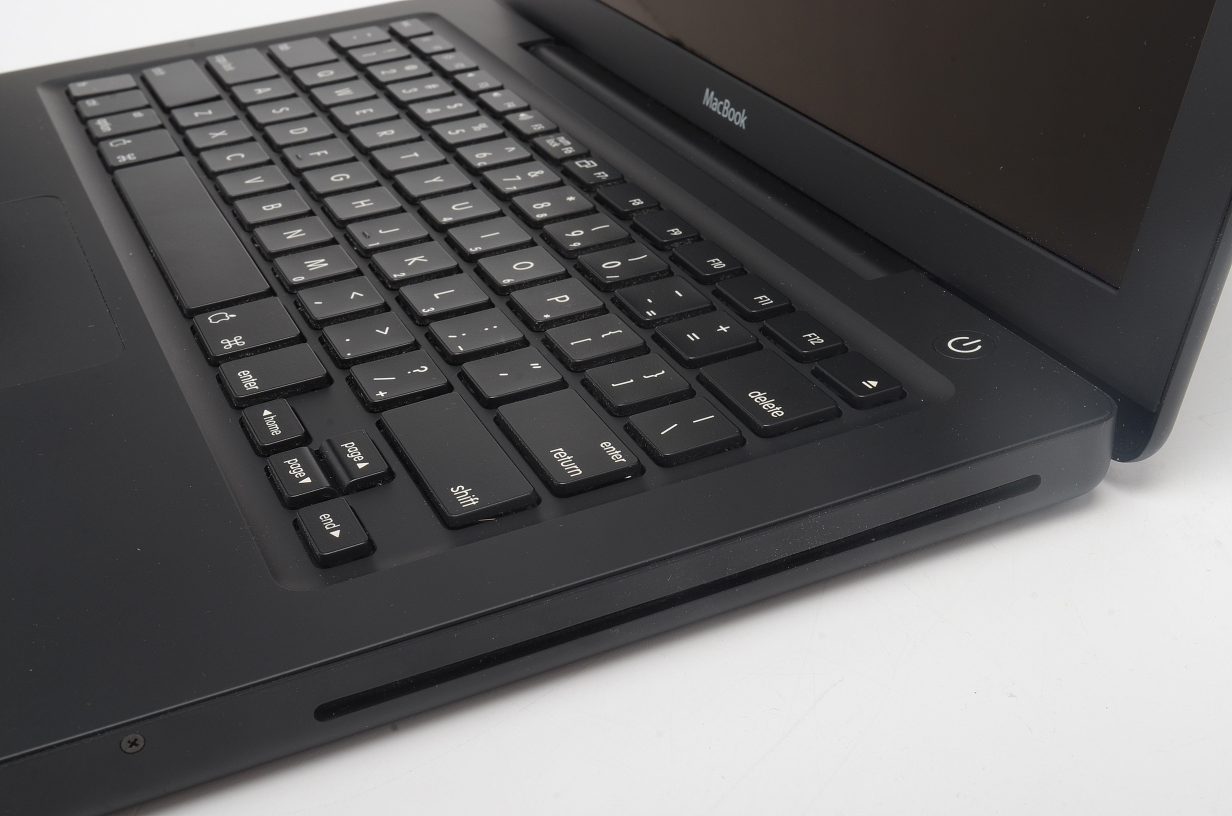 Apple 13" MacBook Laptop