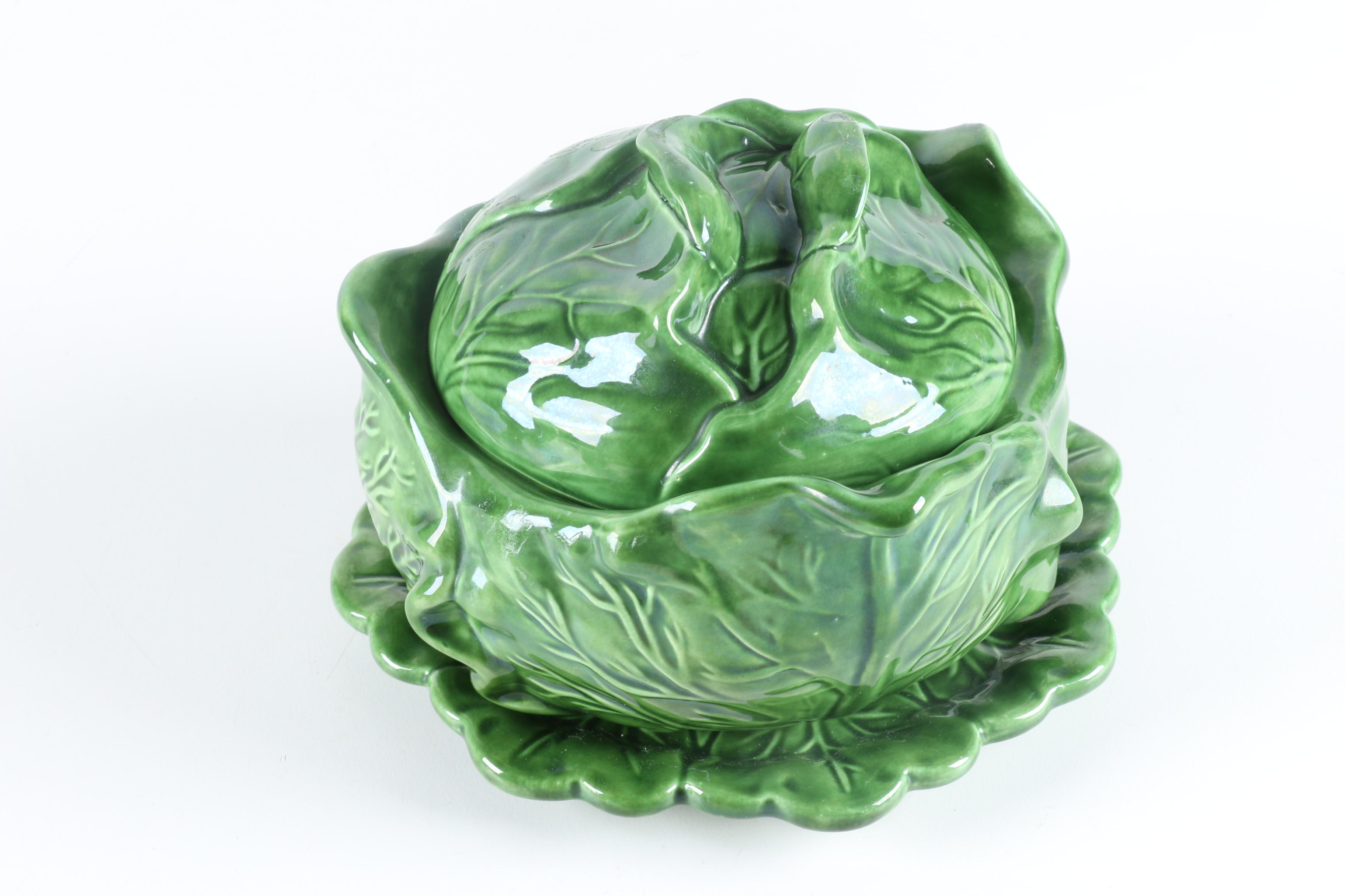 Art Pottery Tableware Including a Holland Mold Cabbage Bowl Set