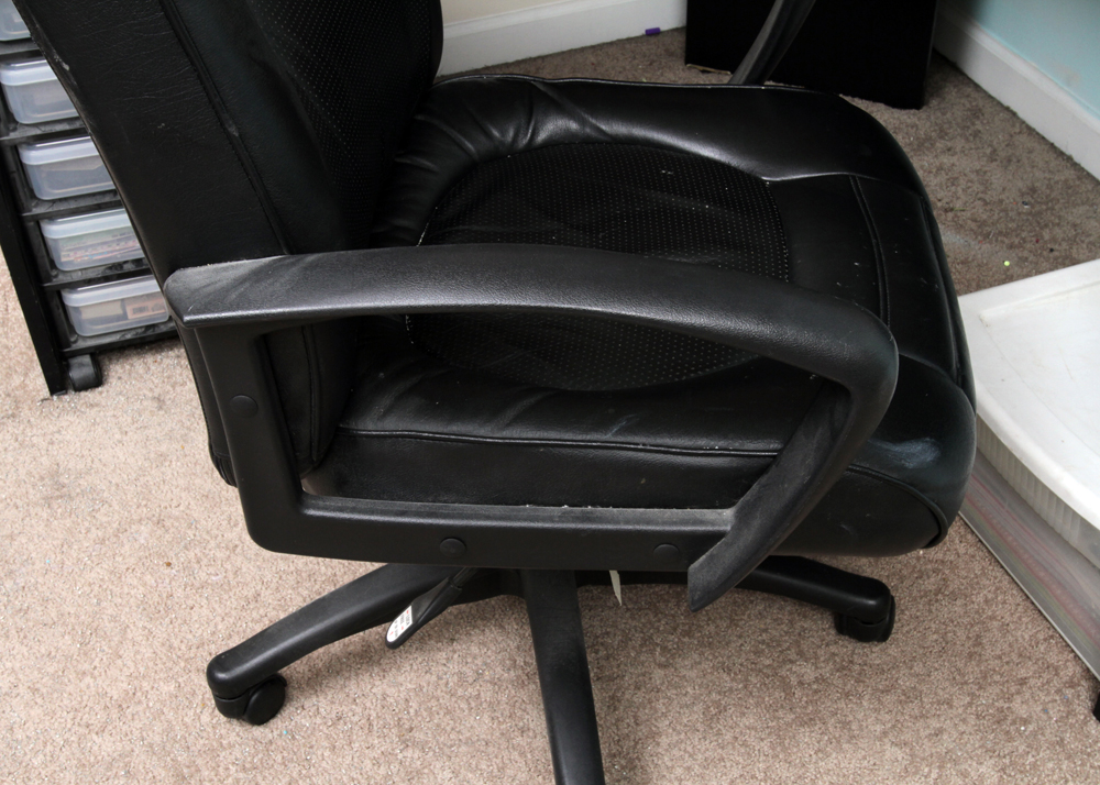 Corner Craft Desk with Glass Bead and Art Supplies