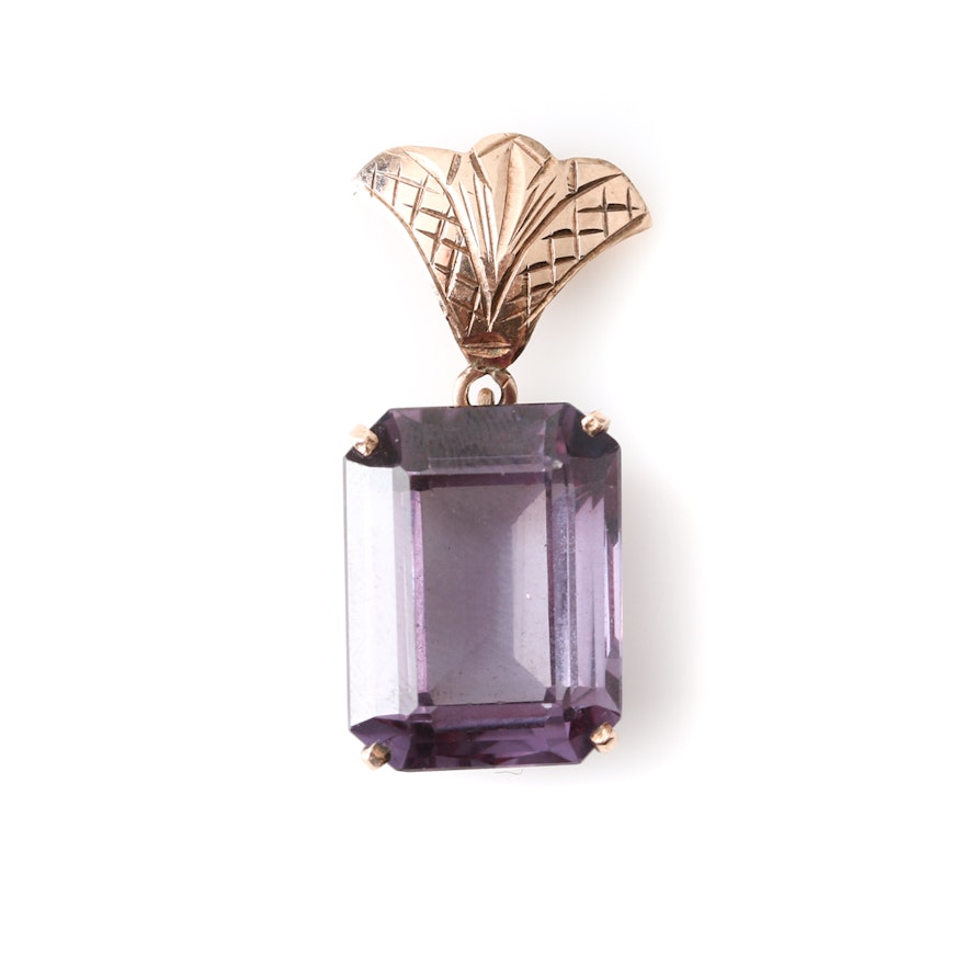 9K Rose Gold Sapphire Pendant