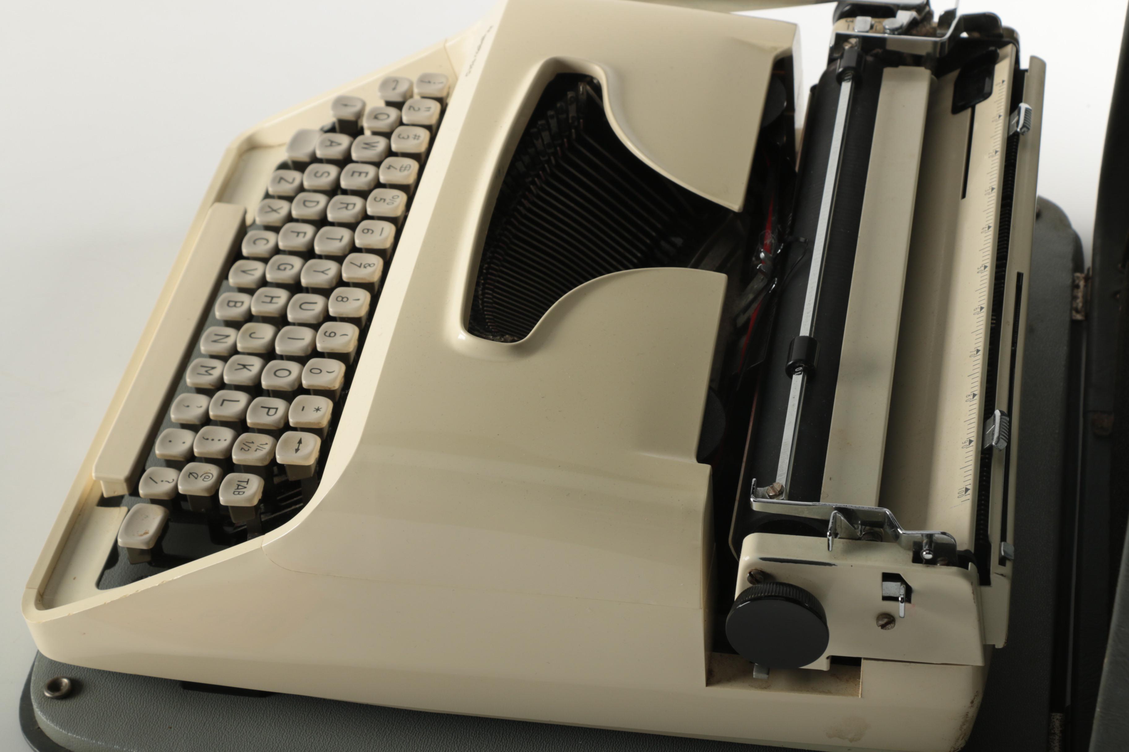 Vintage Remington Typewriter And Case