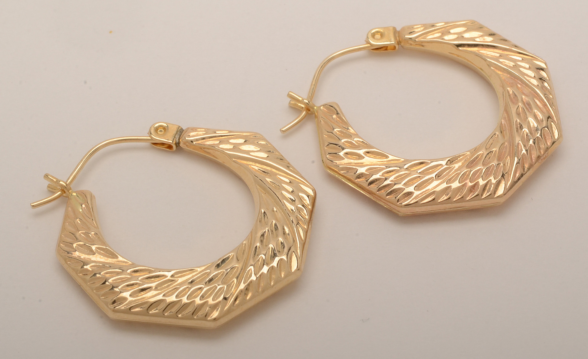 14K yellow Gold Textured Hoop Earrings