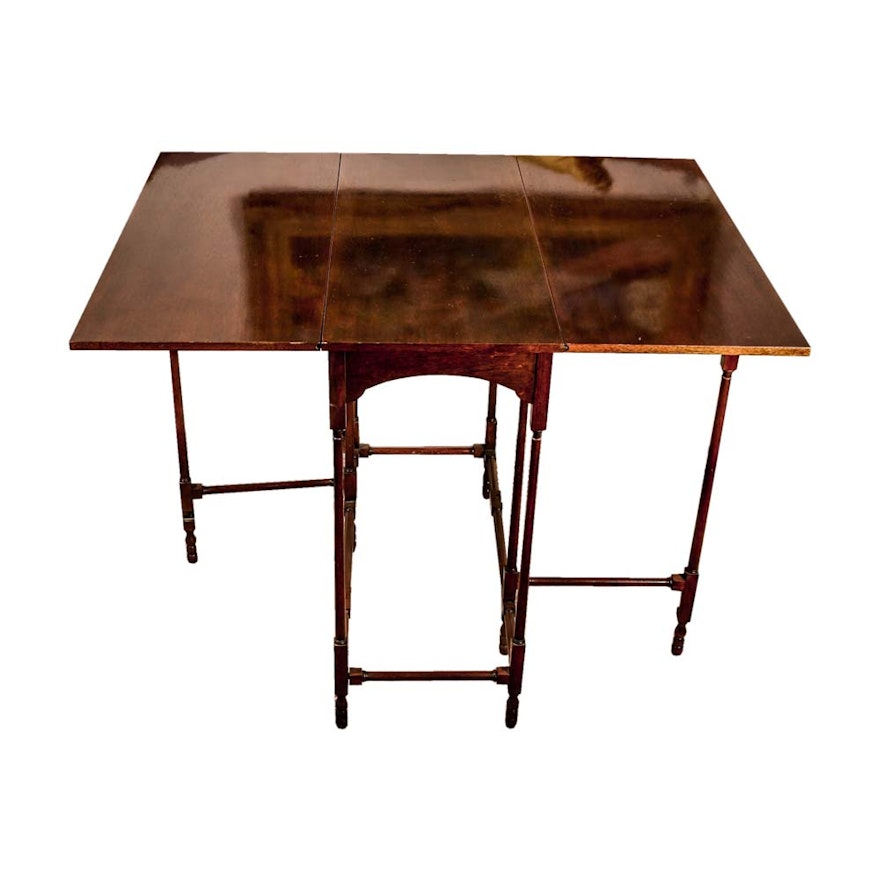 "Historic Charleston Reproductions" Gate Leg Drop Leaf End Table by Baker