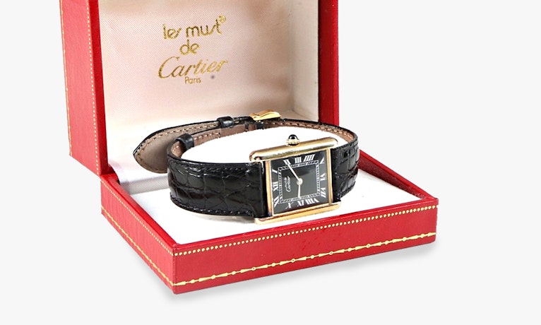Tips of the Trade: Habitually Chic's 10 Classic Pieces To Invest In