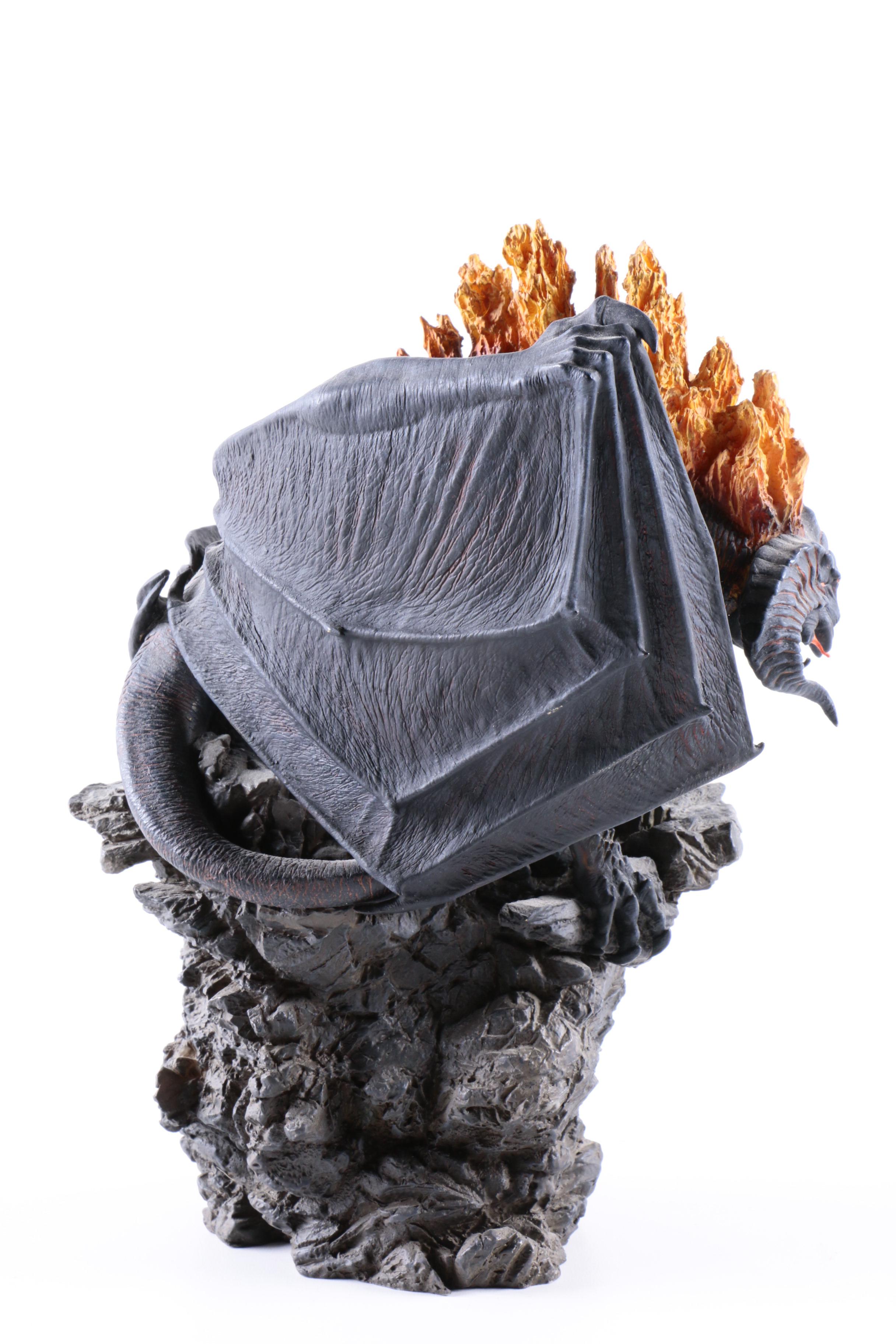 LOTR Balrog Statue