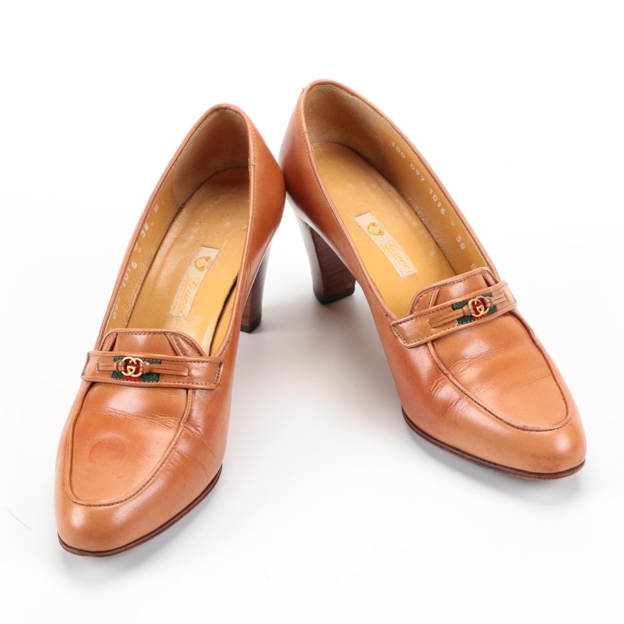 Vintage Gucci Tan Leather Heeled Loafers