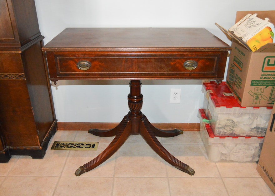 Antique Duncan Phyfe Style Mahogany Entry Table