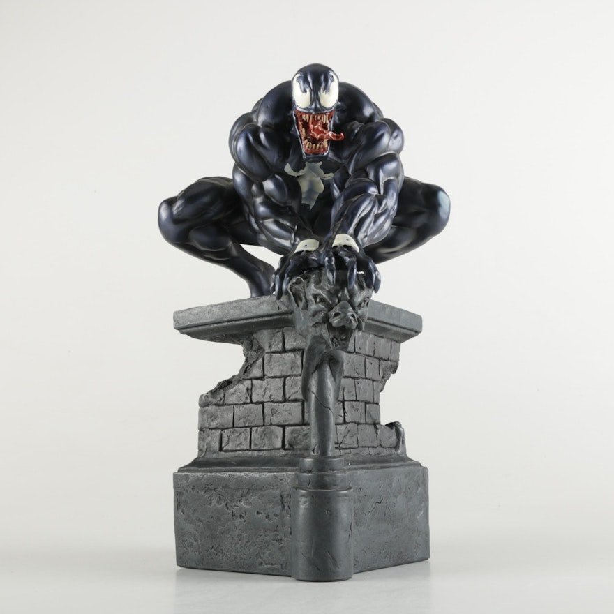 Limited Edition "Classic Venom" Statue