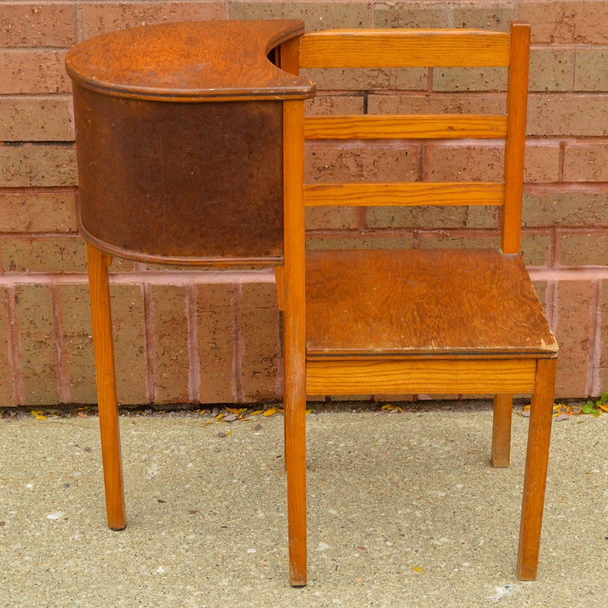 Vintage Mid-Century Oak Gossip Table