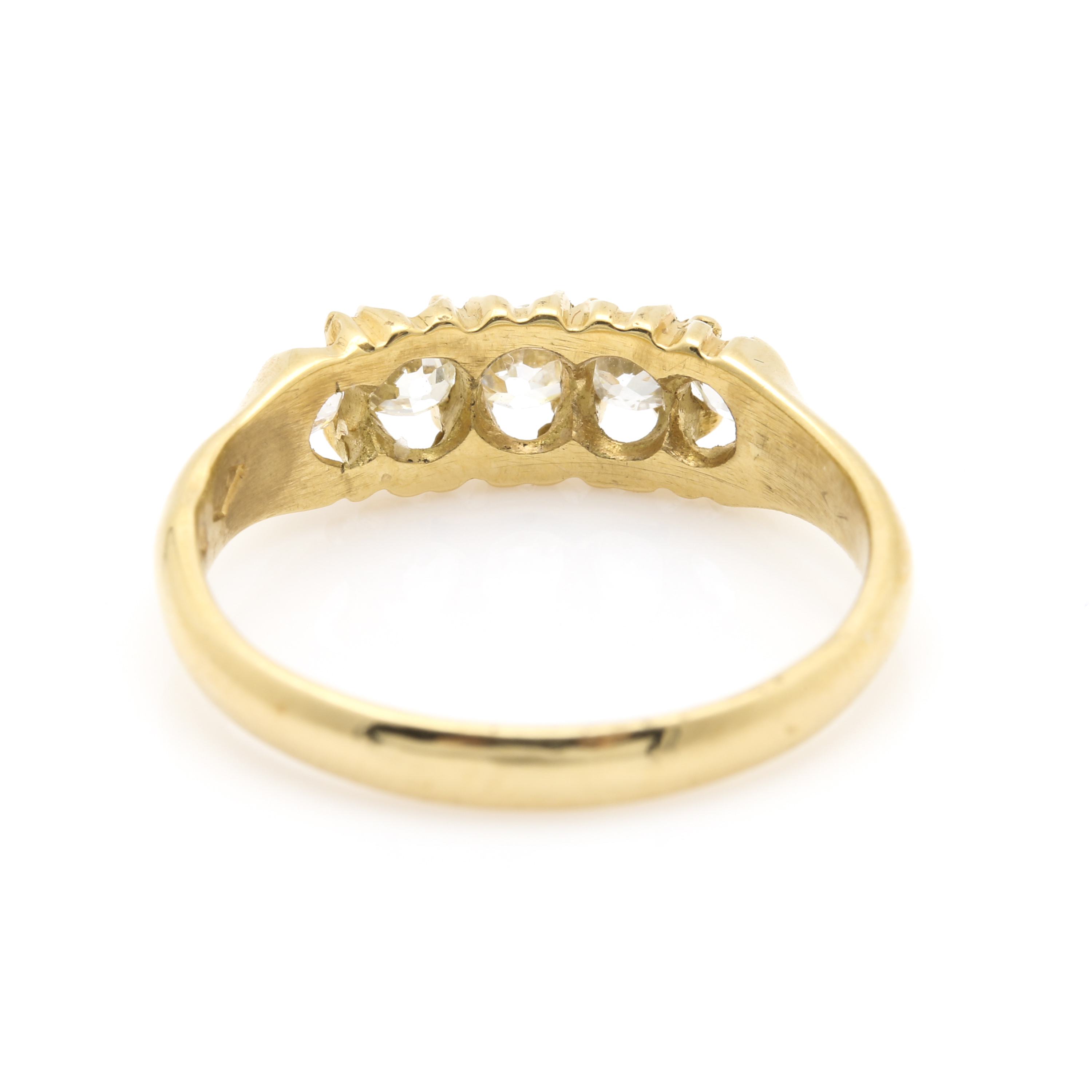 Victorian 18K Yellow Gold Diamond Ring