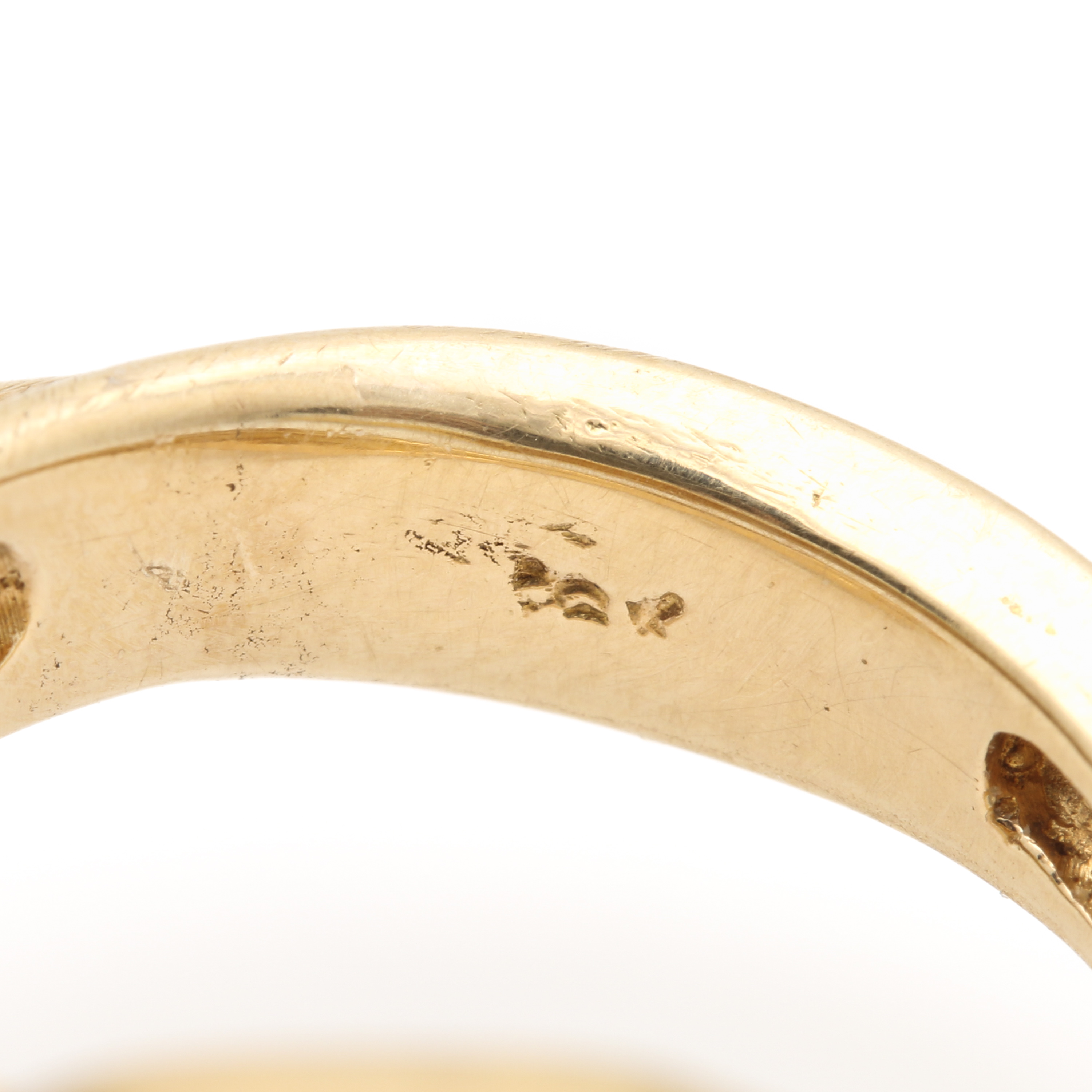 14K Yellow Gold and Ruby Antelope Ring