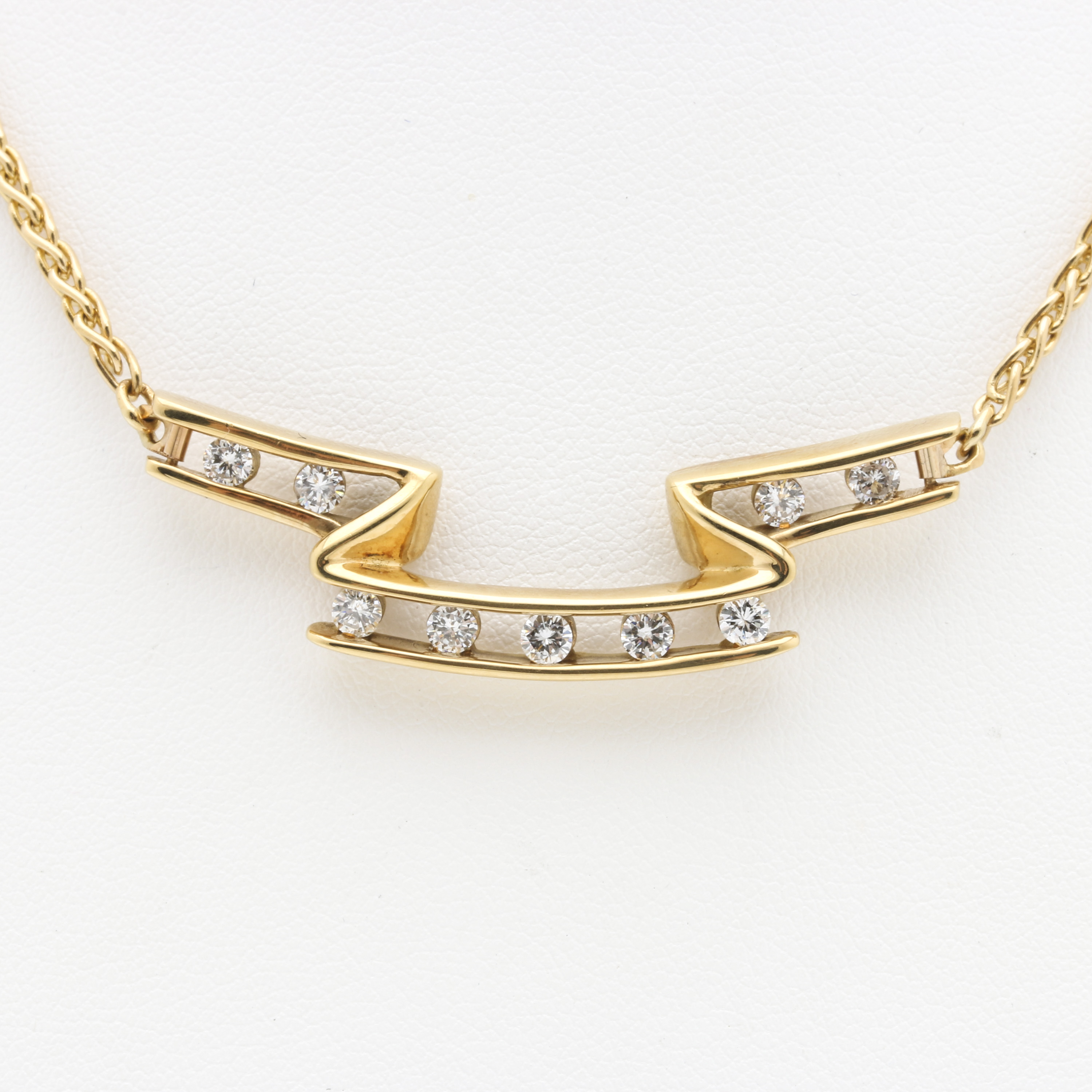 18K Yellow Gold Diamond Ribbon Necklace