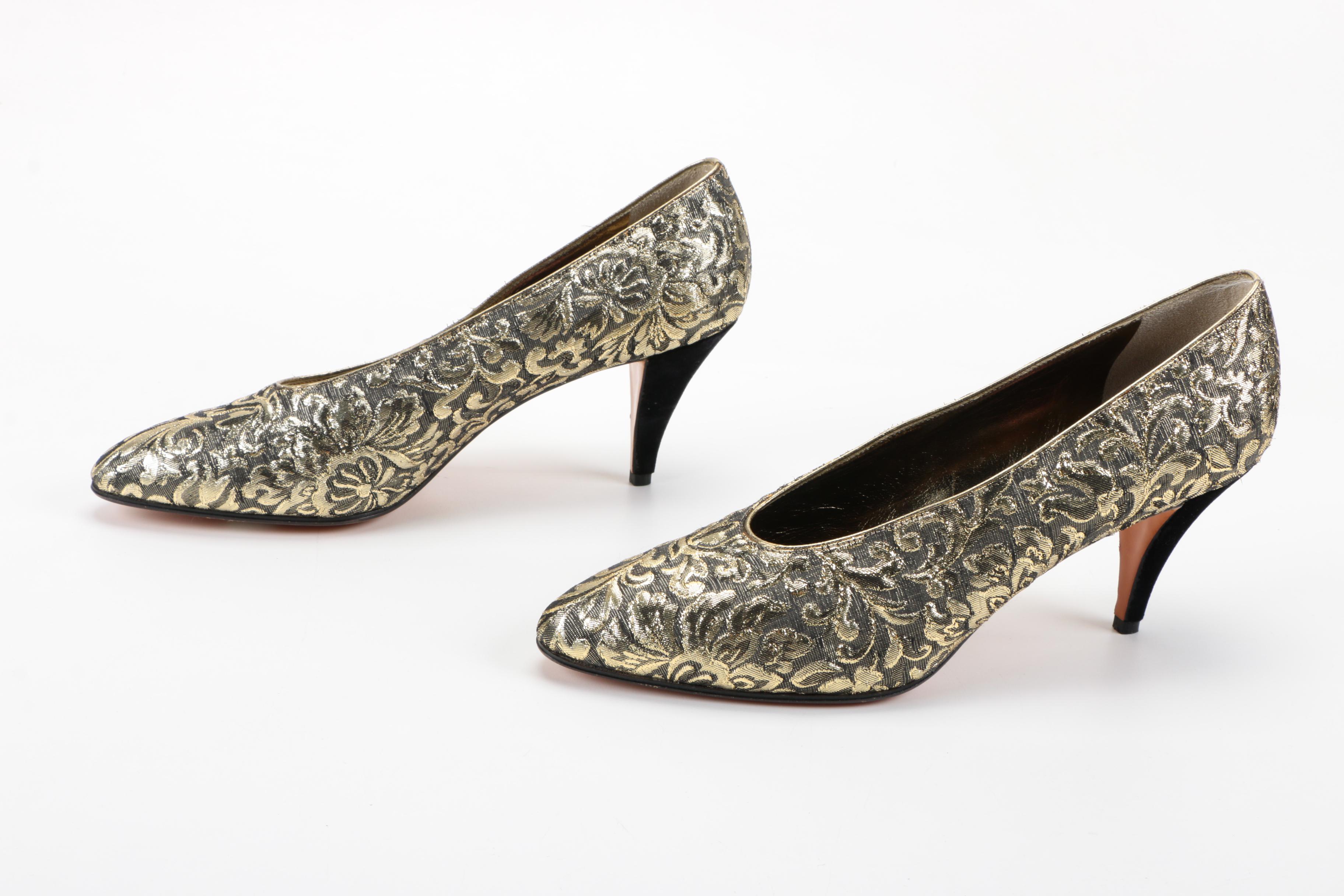 Anne Klein Leather Pumps