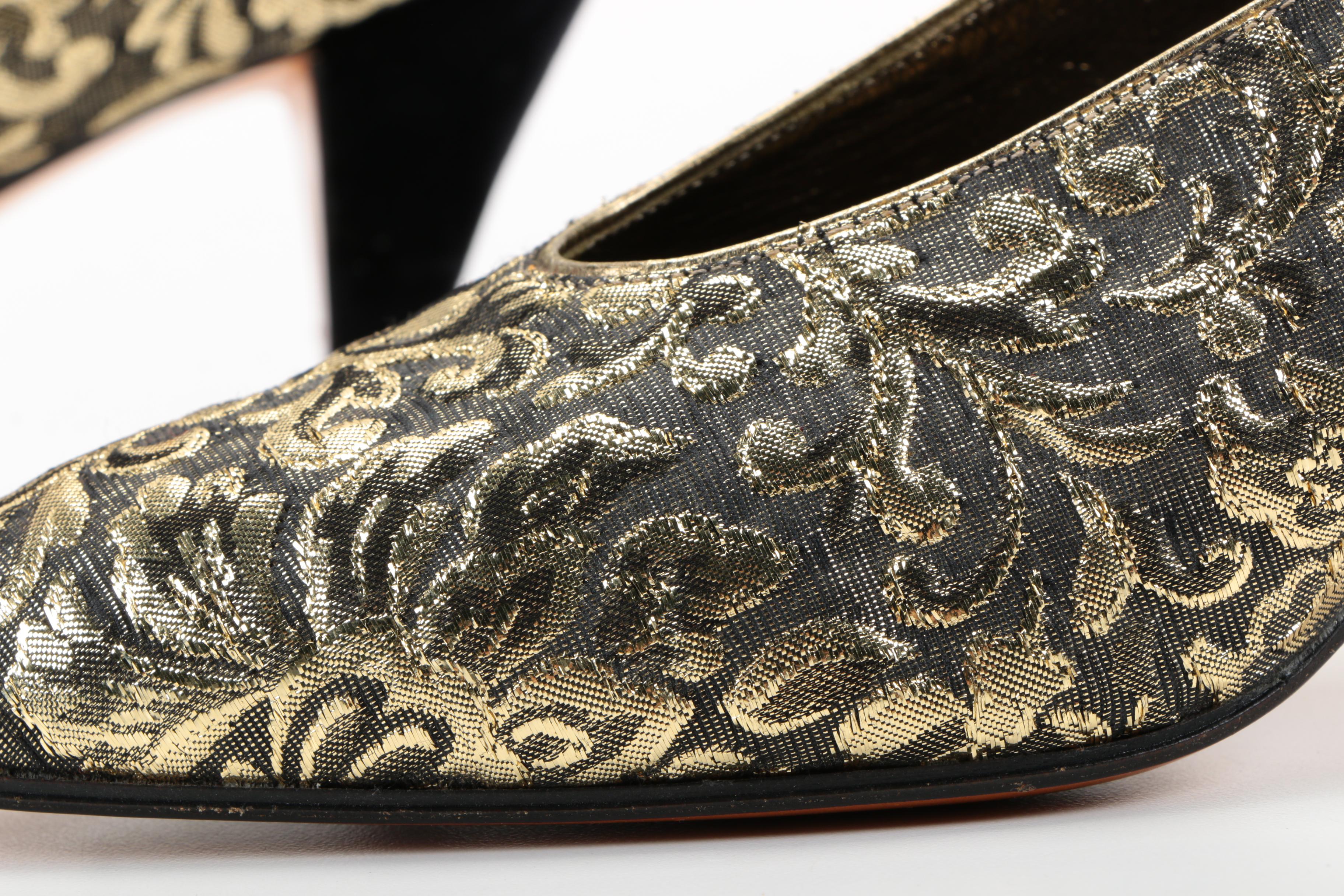 Anne Klein Leather Pumps