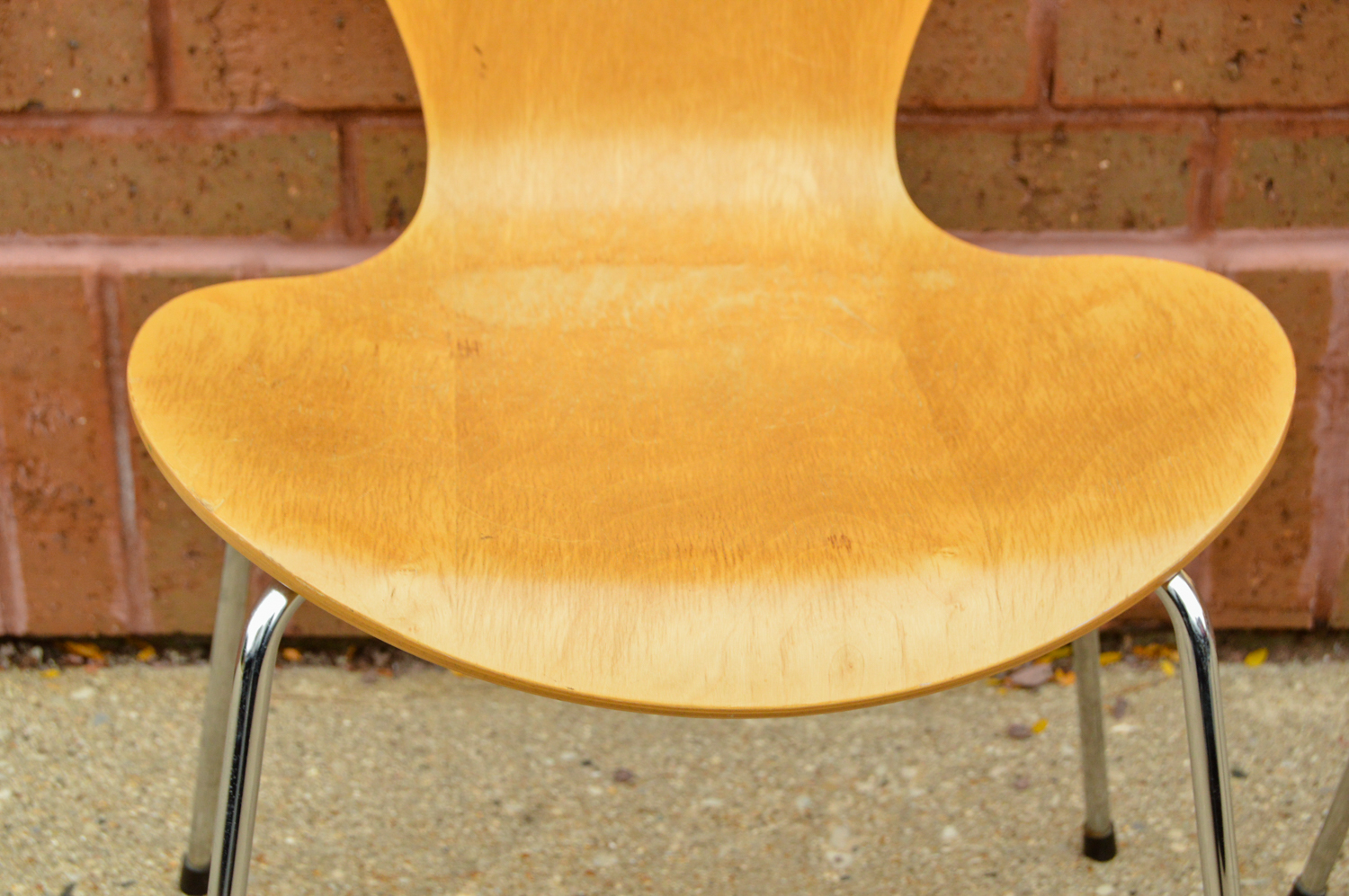 Pair of Danish Modern Chairs by Arne Jacobsen for Fritz Hansen