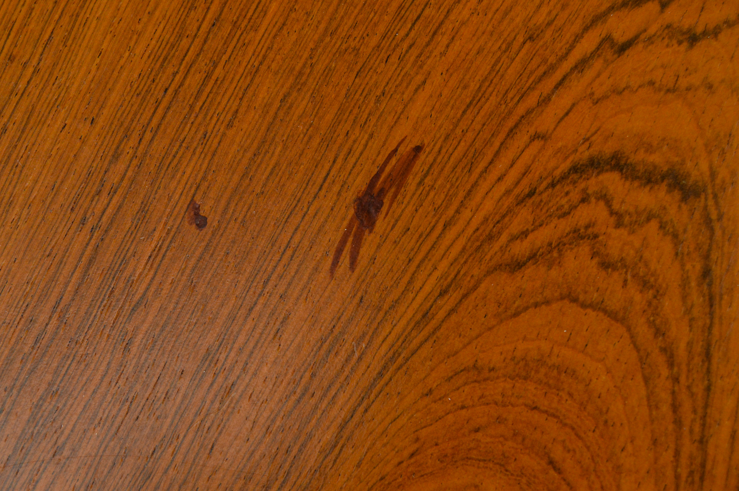 Mid Century Modern Style Pedestal Table