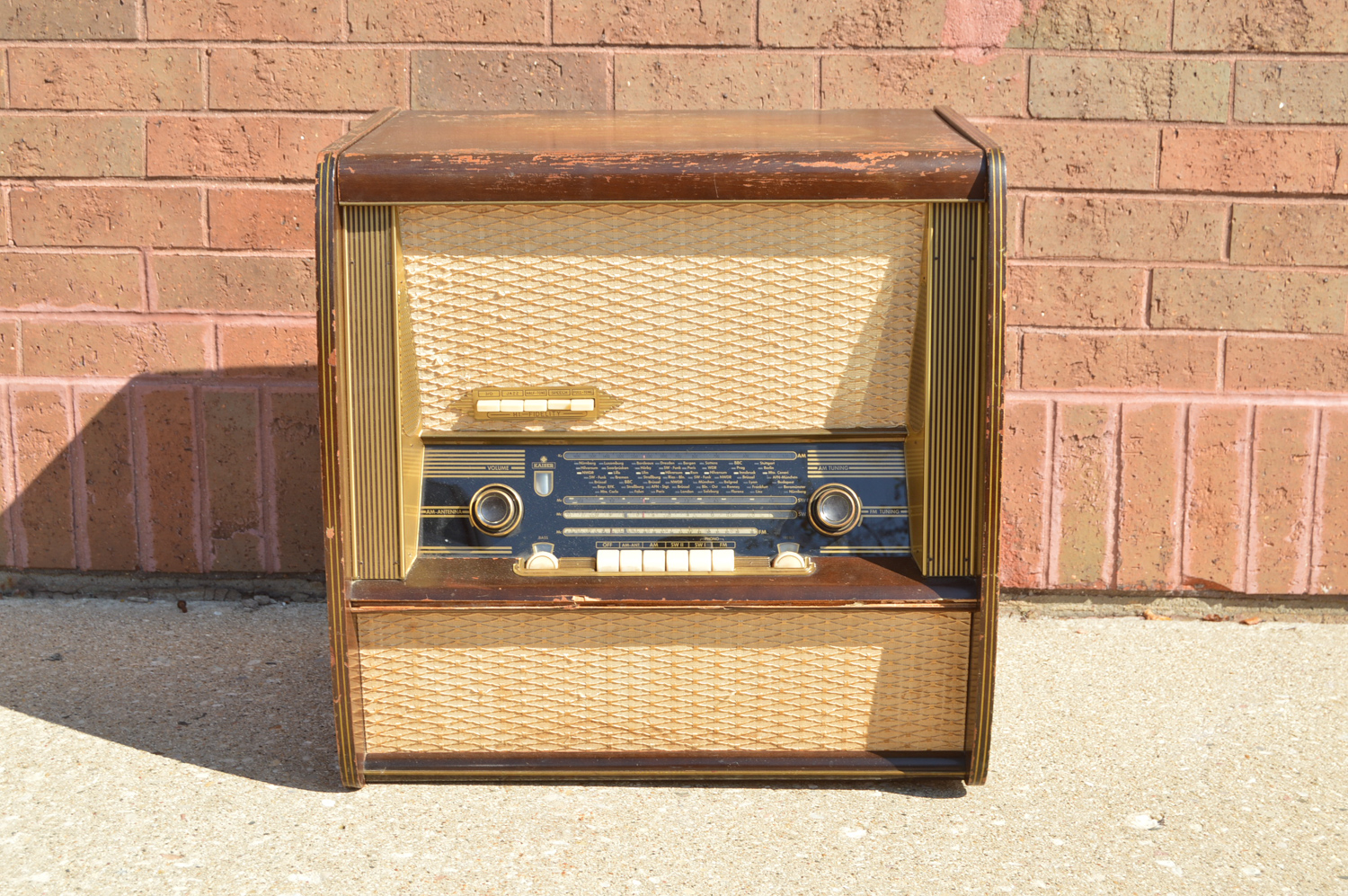 Vintage Kaiser Record Player