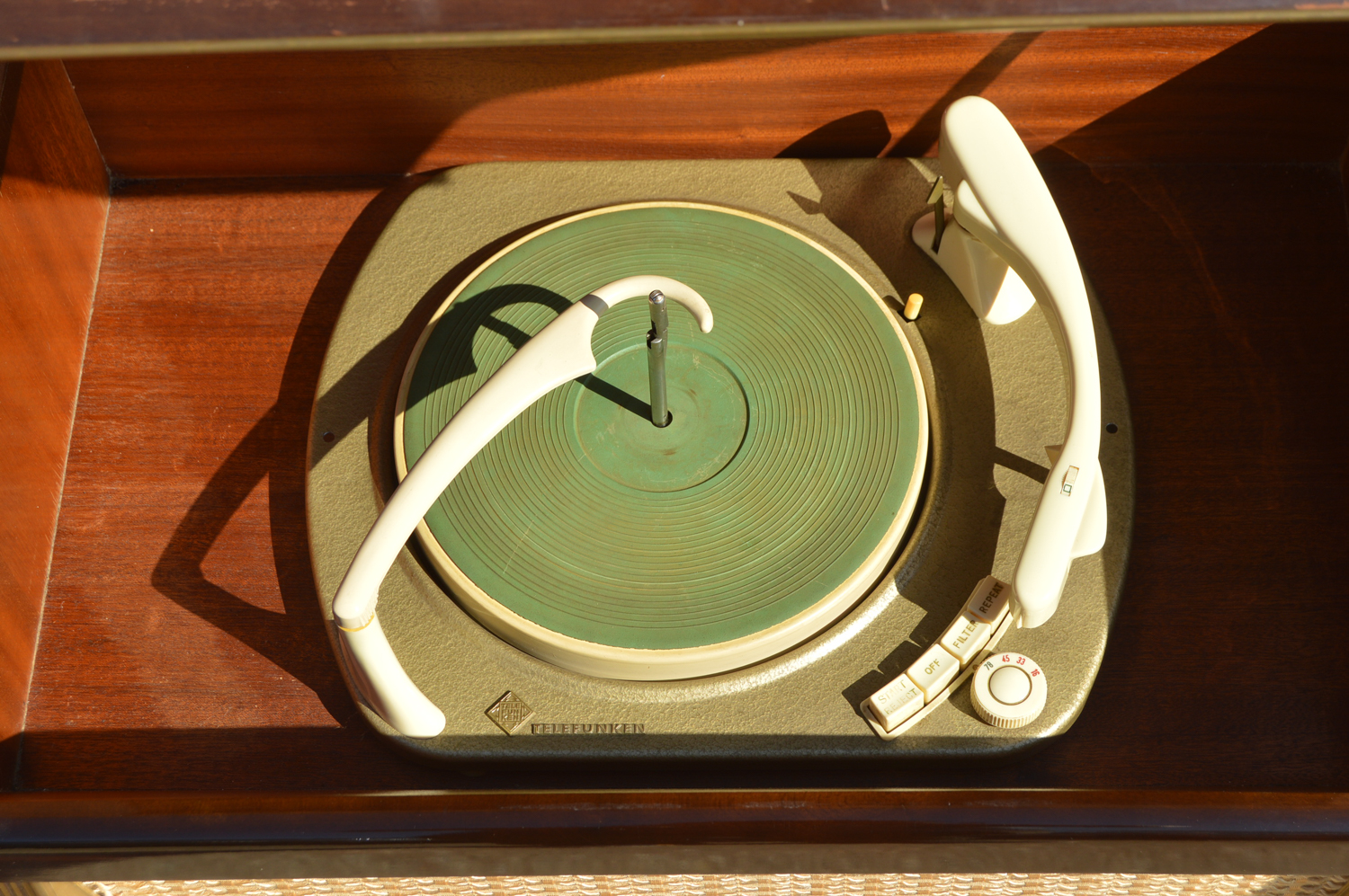 Vintage Kaiser Record Player