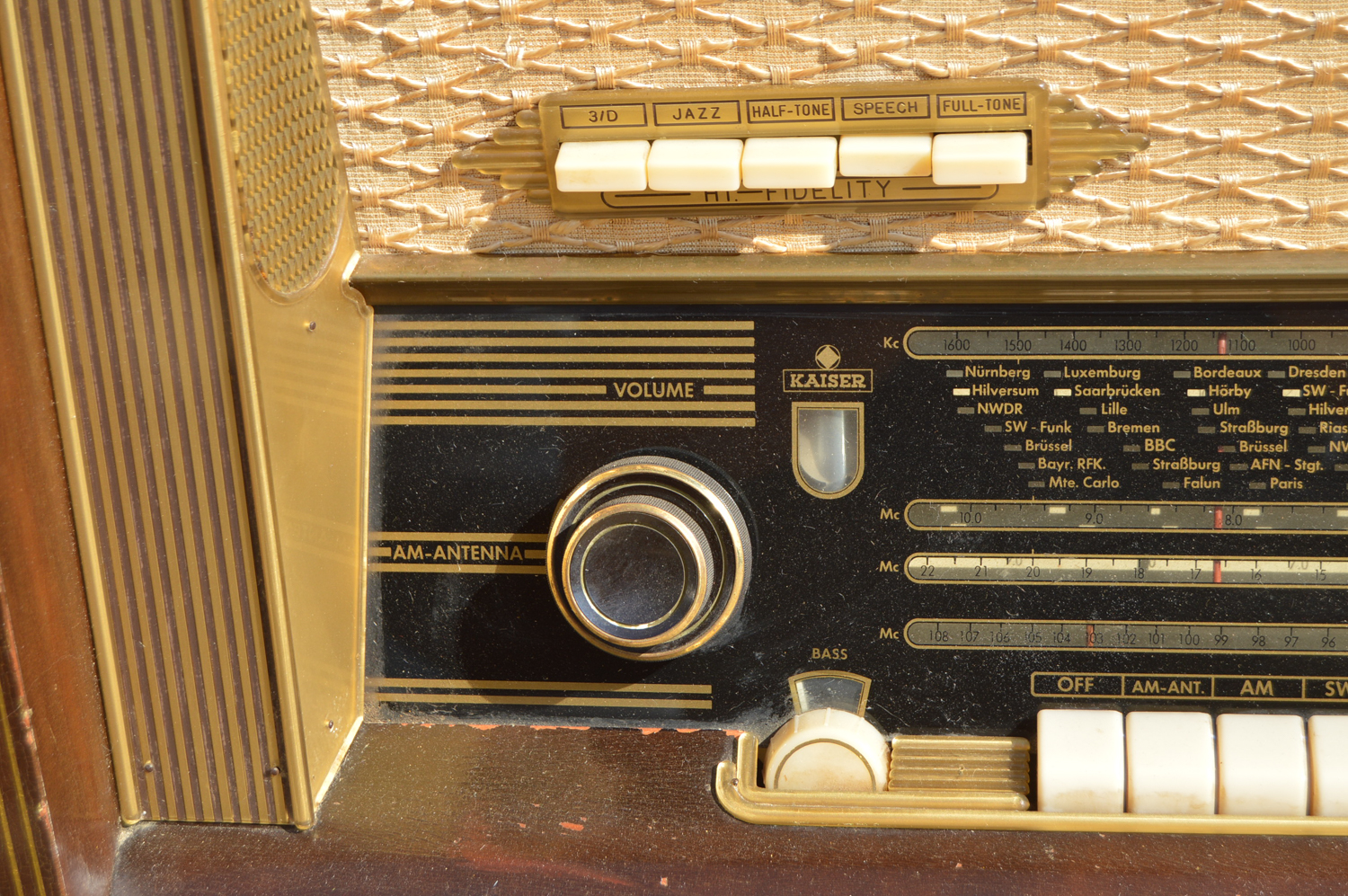 Vintage Kaiser Record Player