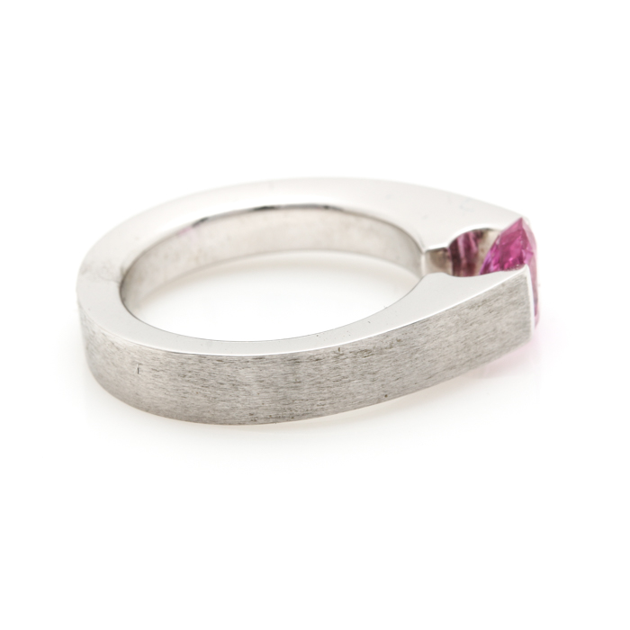 14K White Gold 1.09 CT Pink Sapphire Ring
