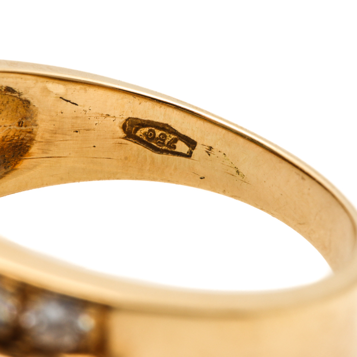 18K Yellow Gold Emerald and Diamond Ring