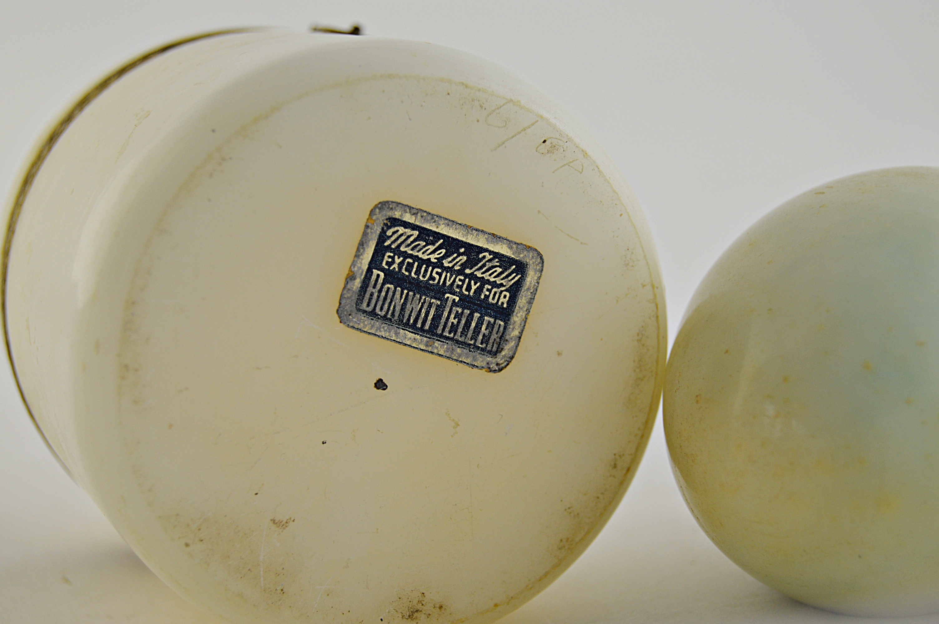 Vintage Italian Onyx Dresser Jar and Marble Egg