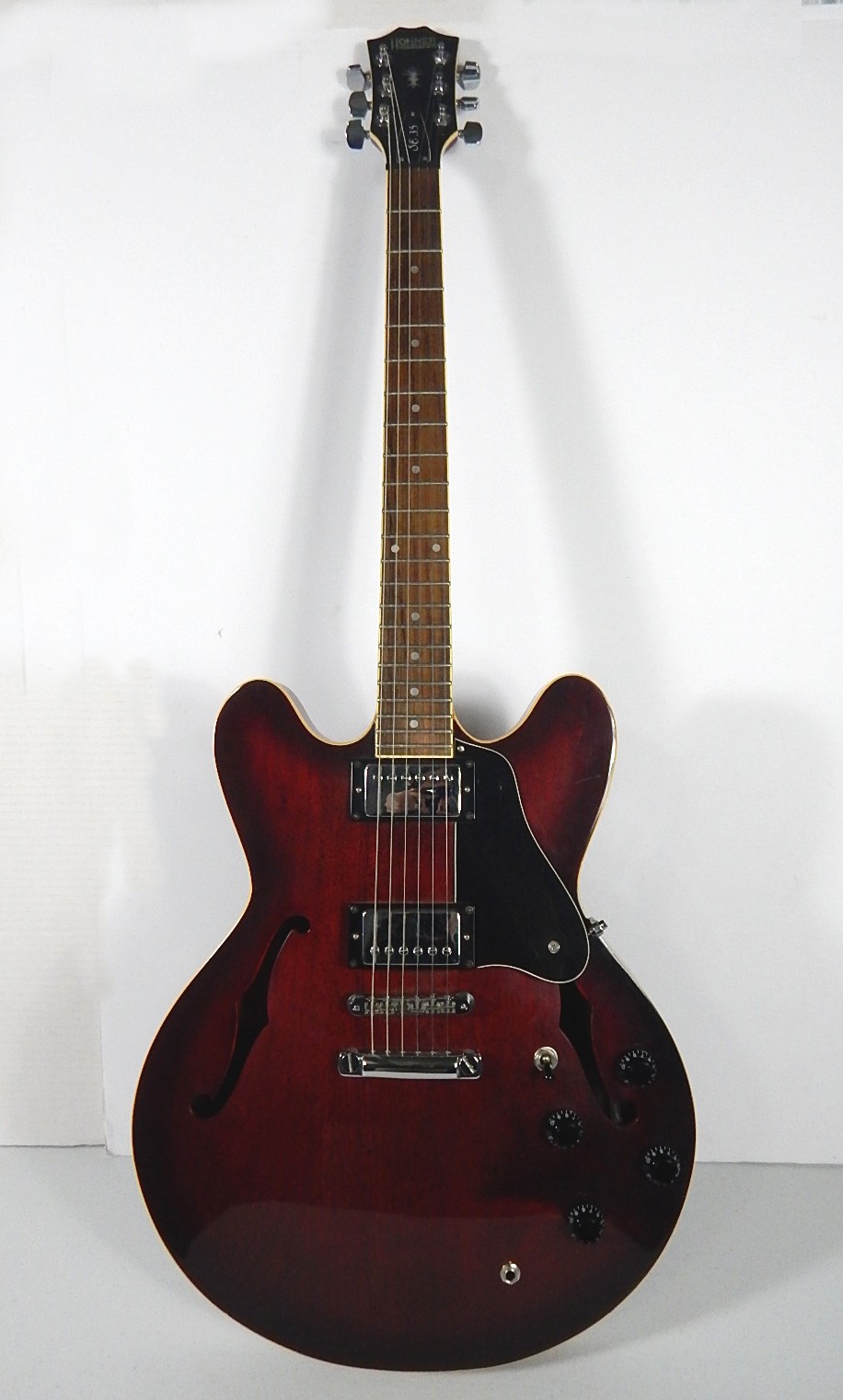 Hohner Professional SE 35 Hollow Body Electric Guitar and Case